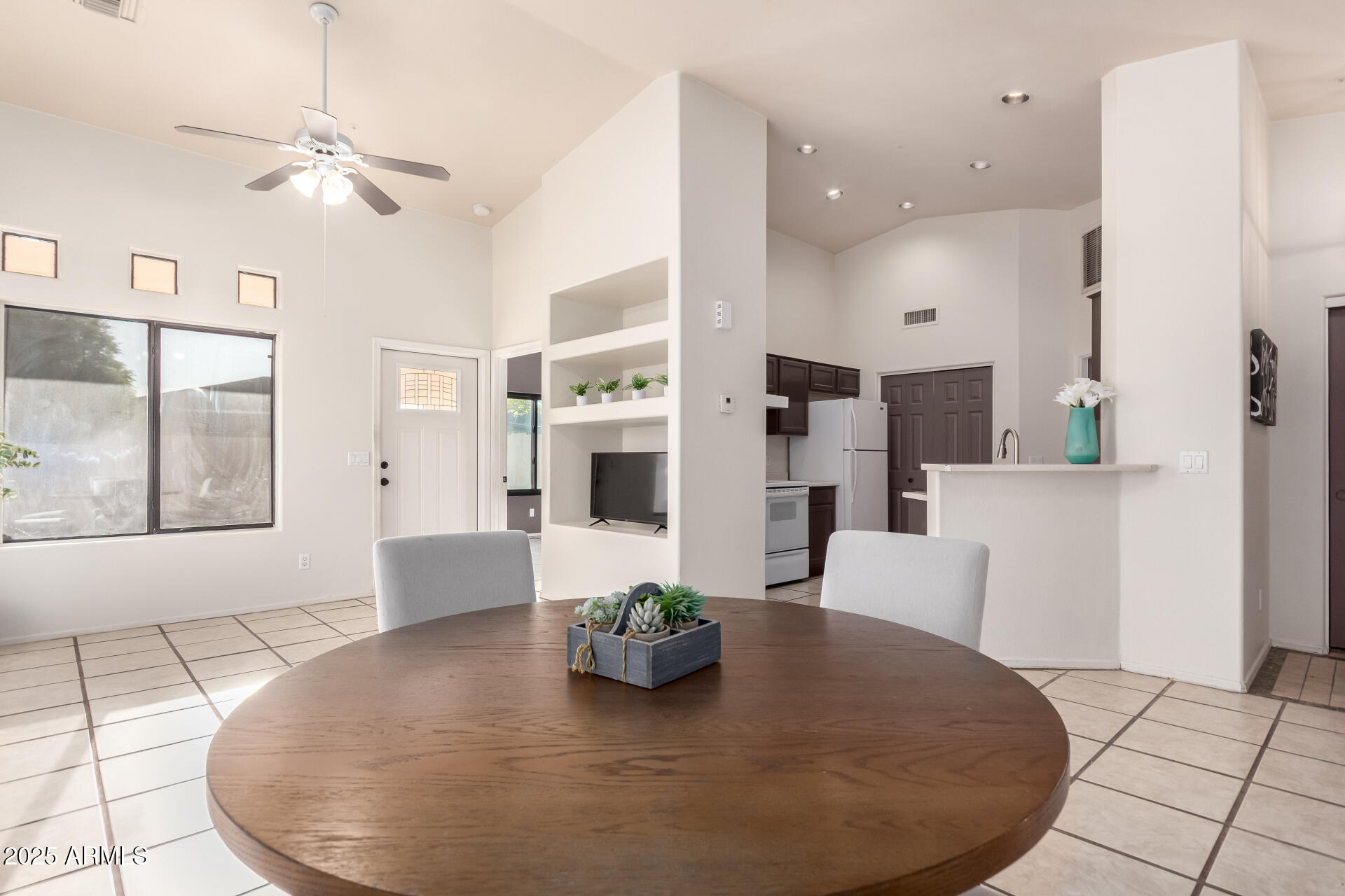14216 N SAGUARO Boulevard, A