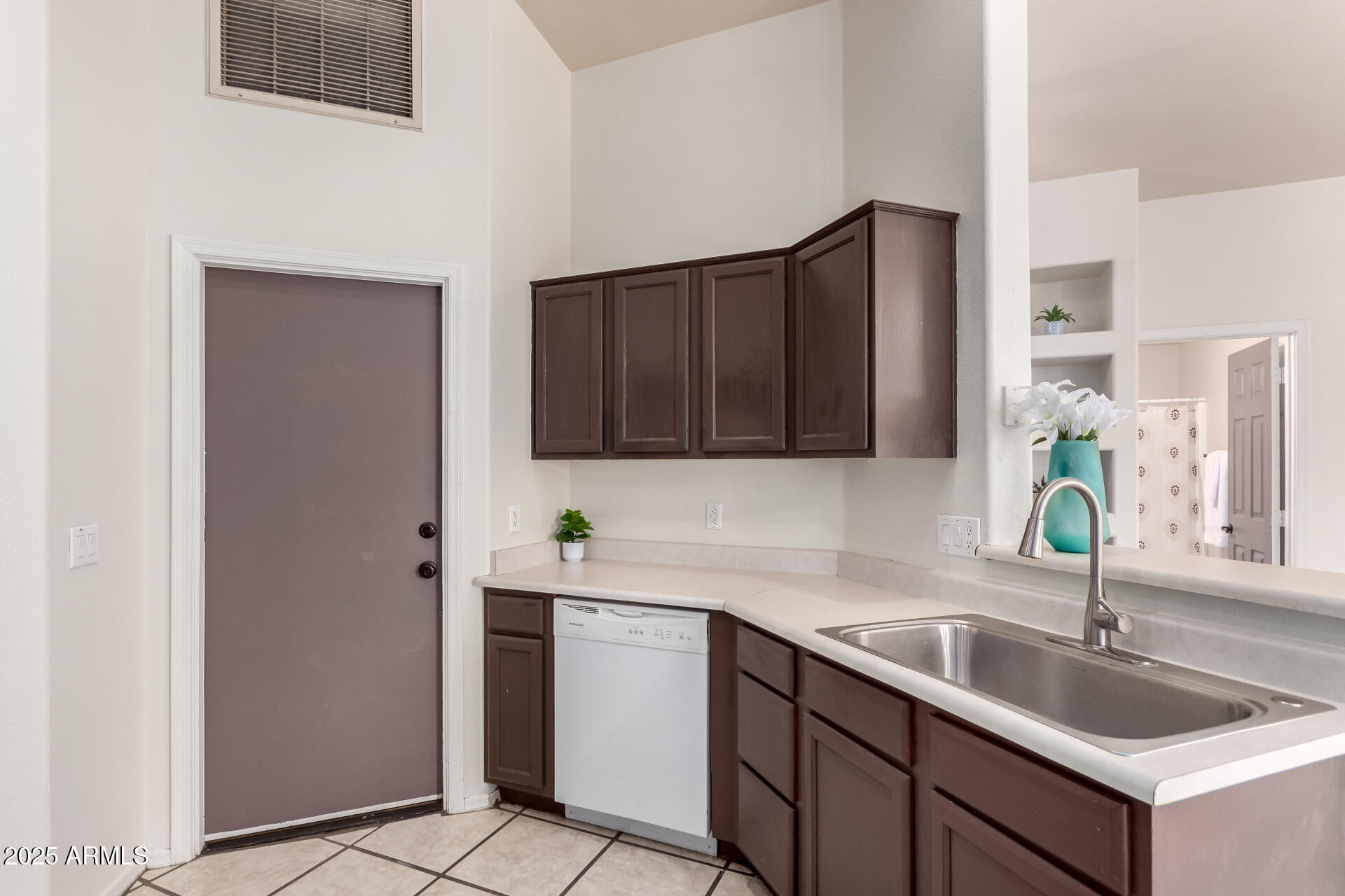 14216 N SAGUARO Boulevard, A