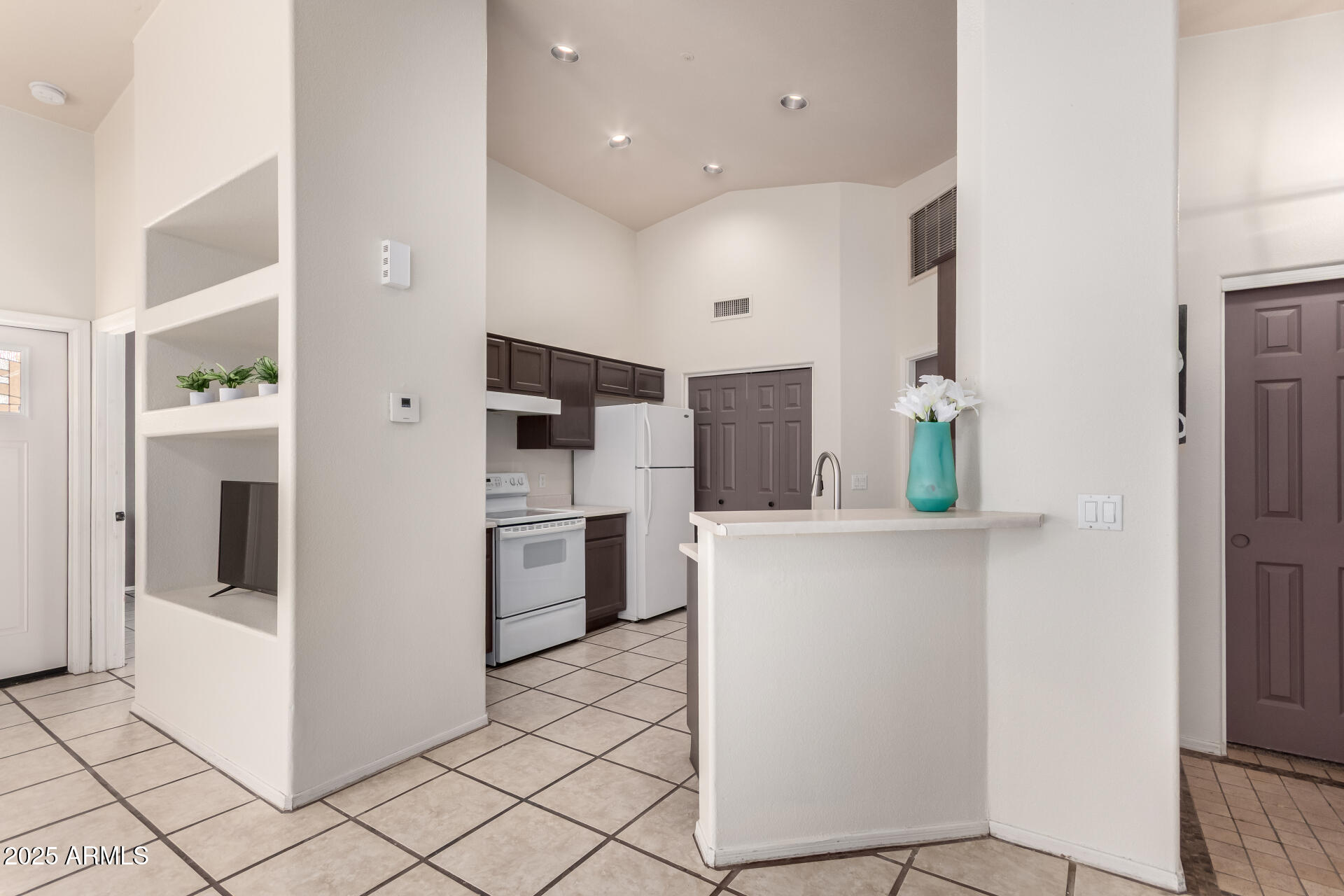 14216 N SAGUARO Boulevard, A
