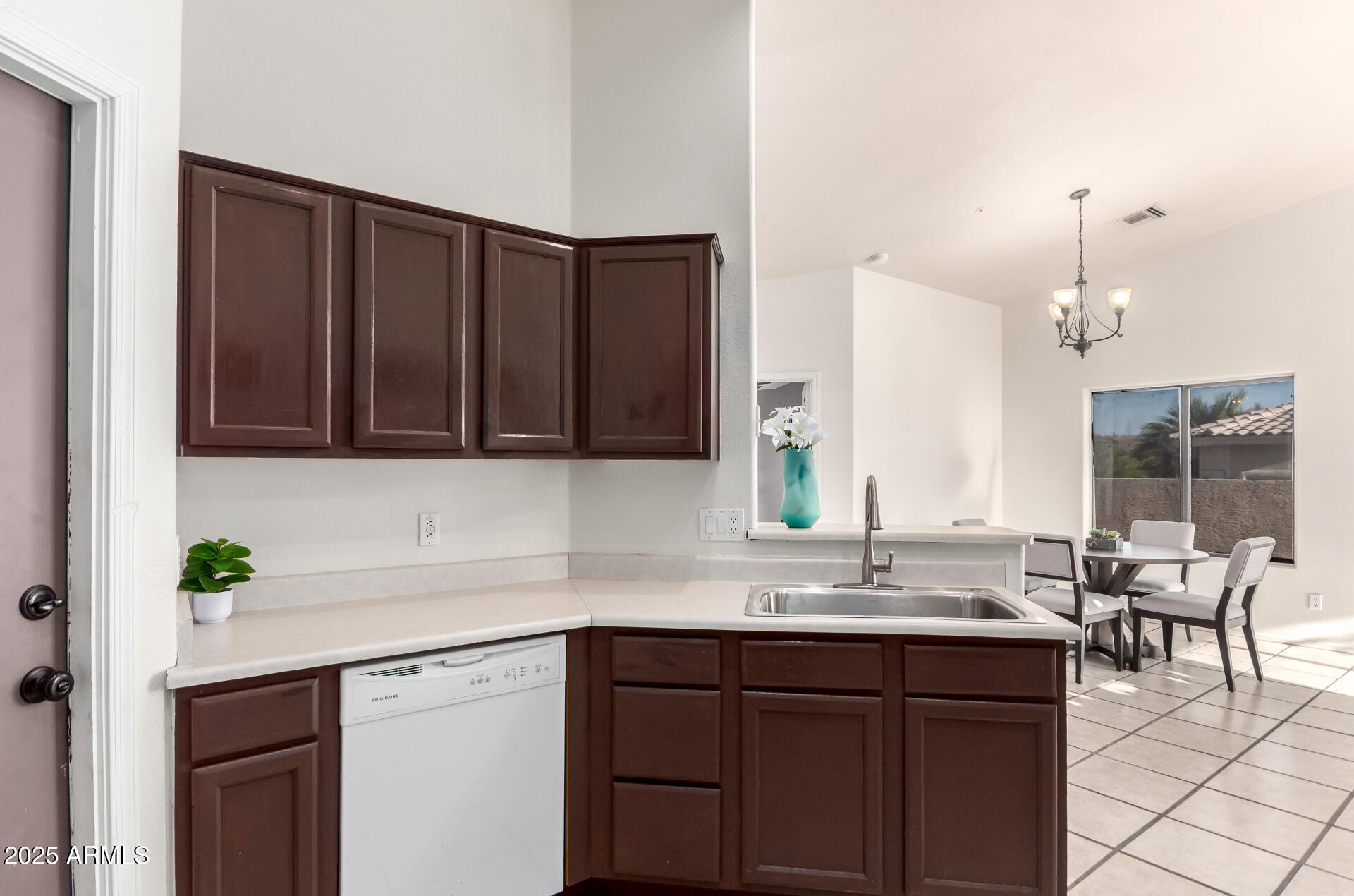 14216 N SAGUARO Boulevard, A