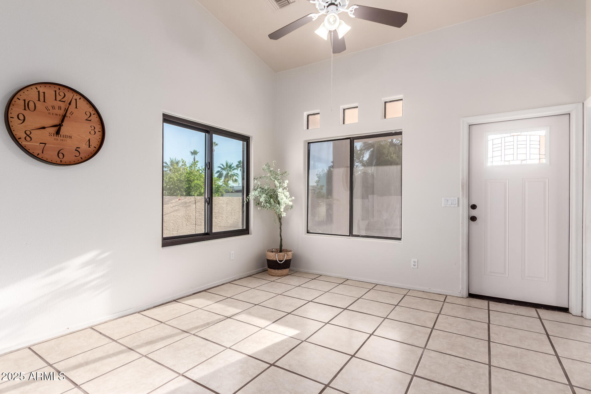 14216 N SAGUARO Boulevard, A