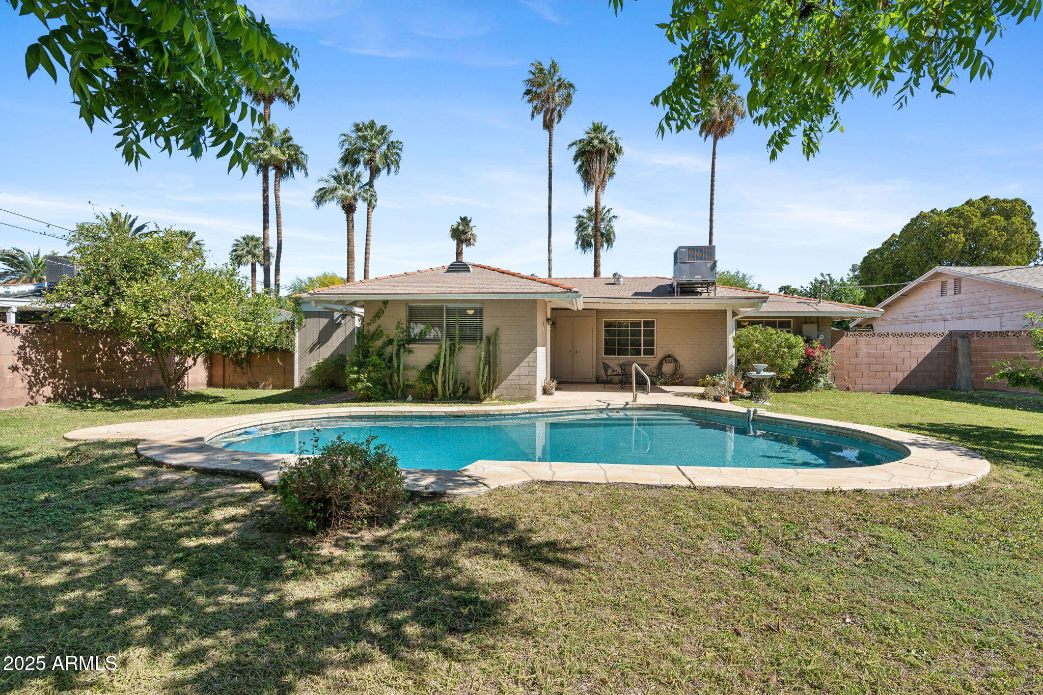 4219 E CATALINA Drive