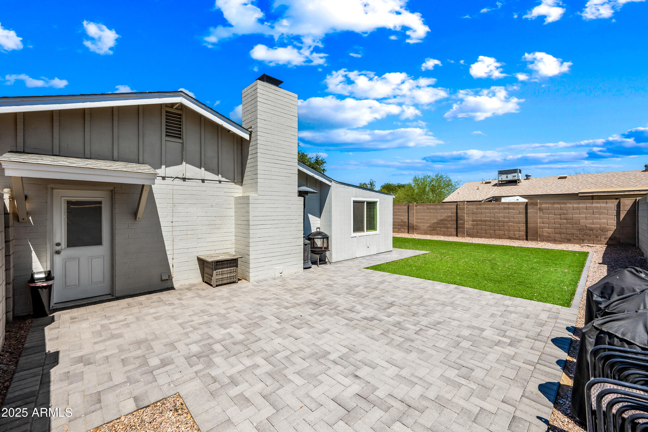 338 W TARO Lane