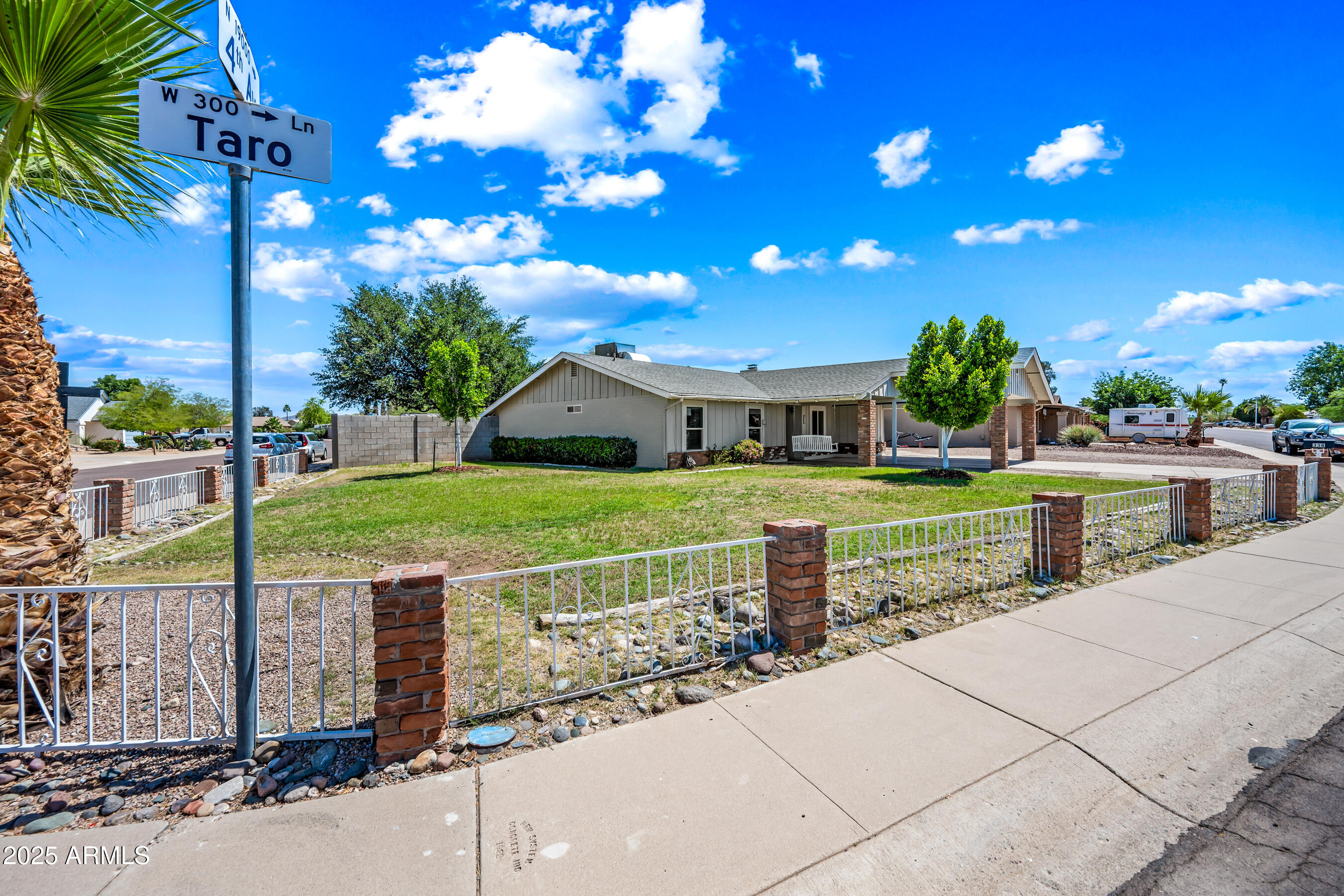 338 W TARO Lane