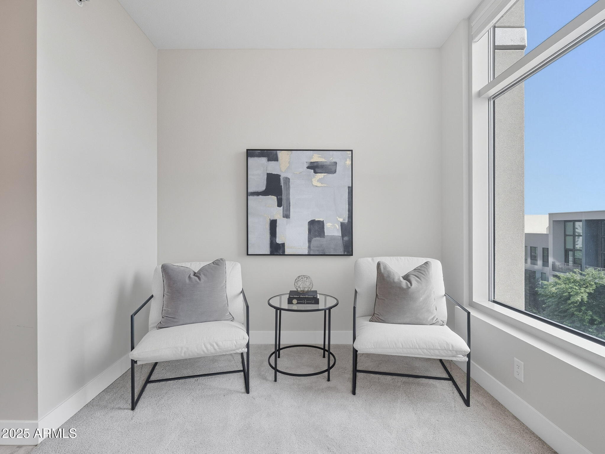 140 E RIO SALADO Parkway, 512