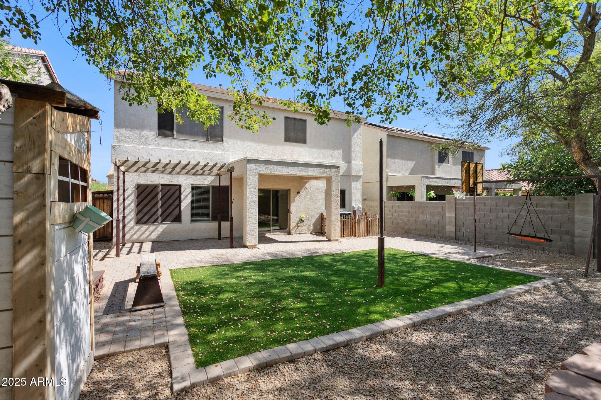 2851 W GOLD DUST Avenue