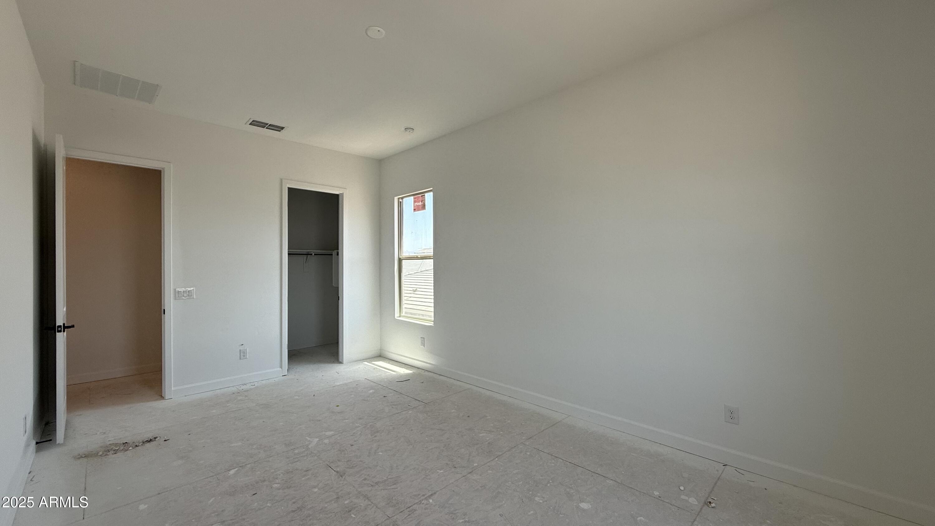 11444 E UTOPIA Avenue