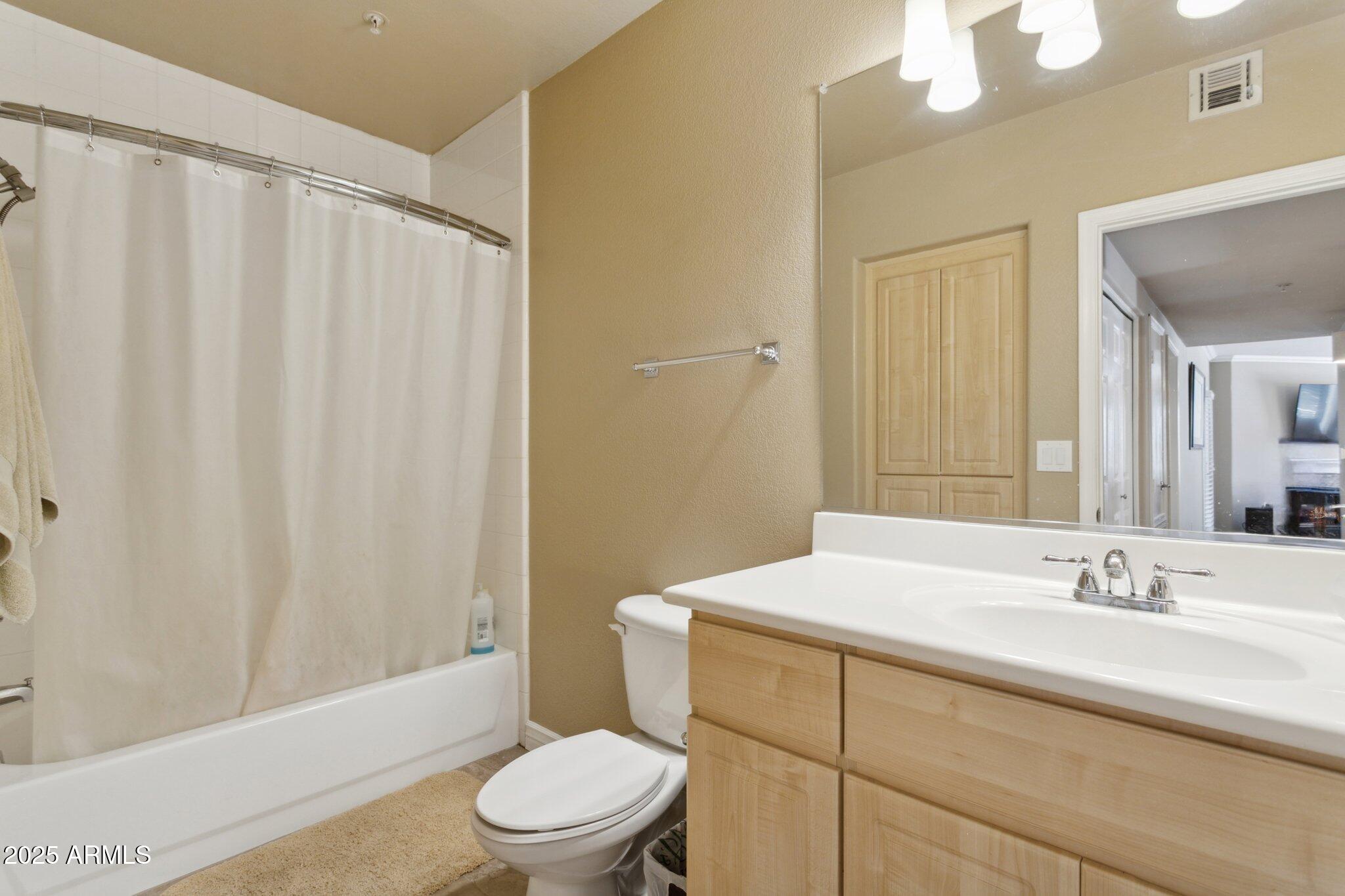 7575 E INDIAN BEND Road, 1137