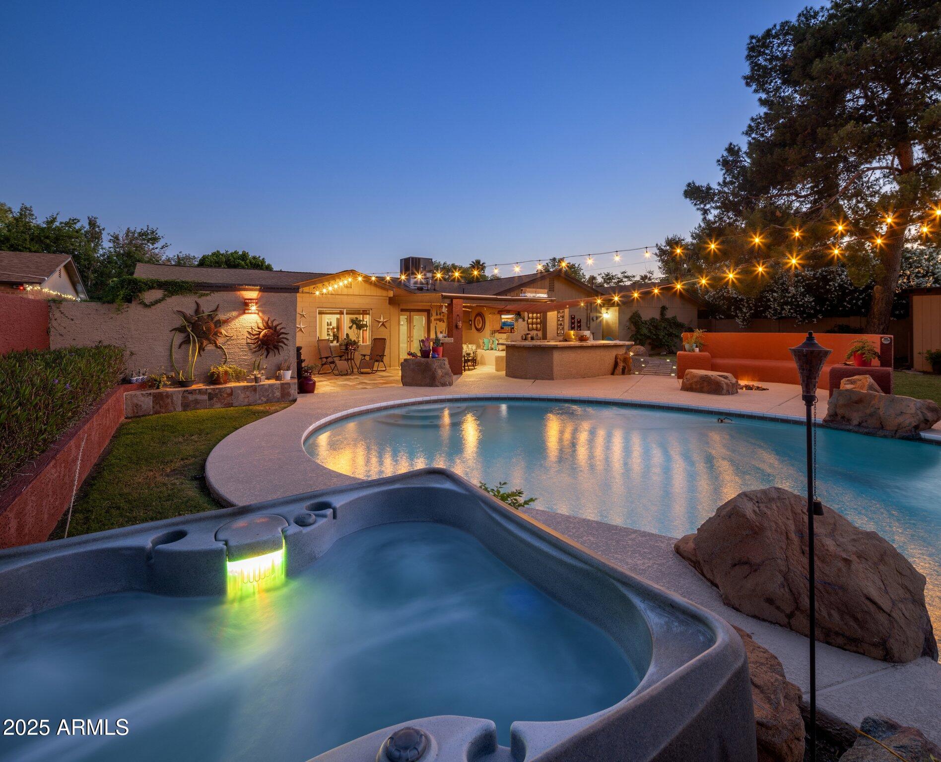 1640 E SOLANO Drive