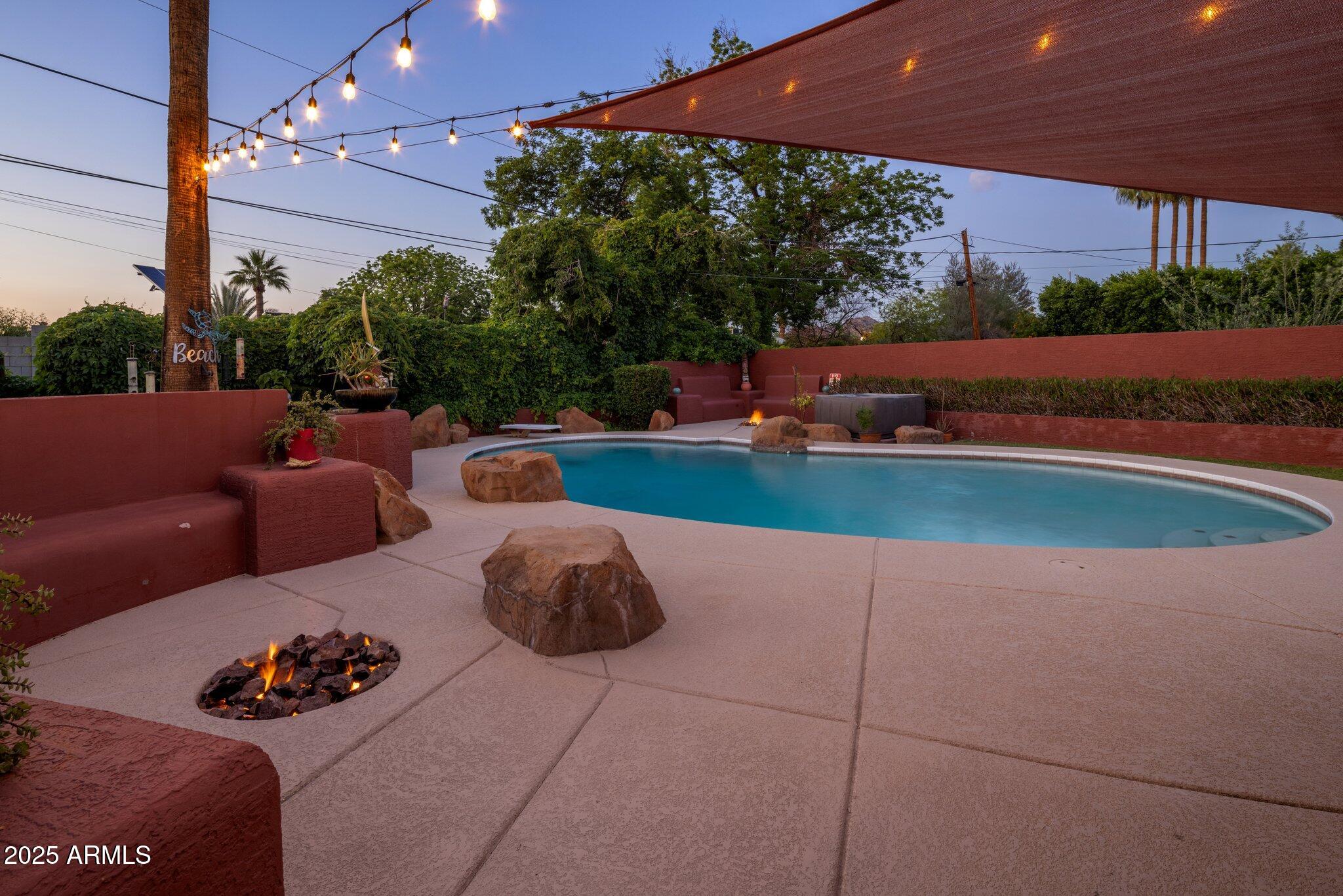 1640 E SOLANO Drive