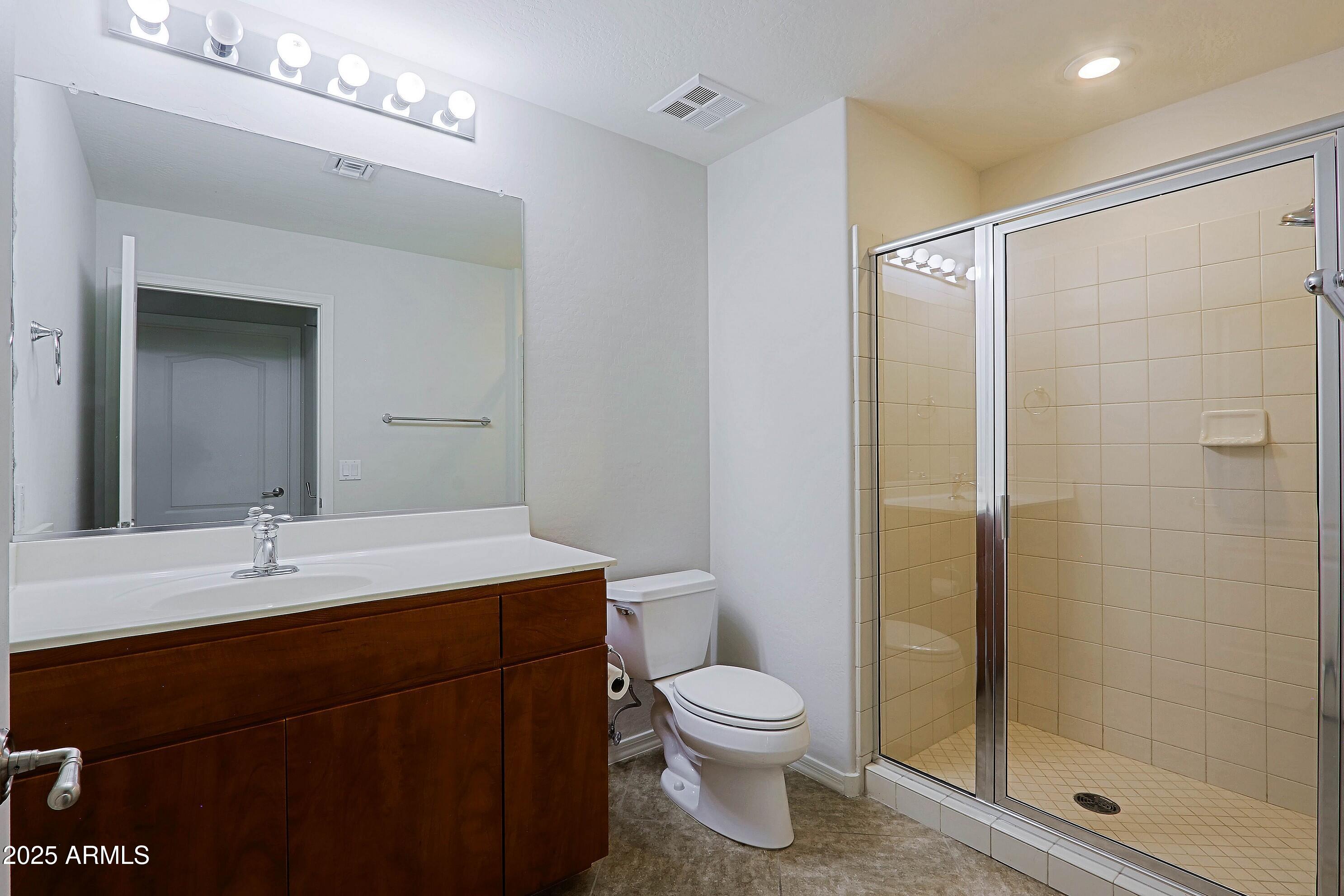 16 W ENCANTO Boulevard, 305
