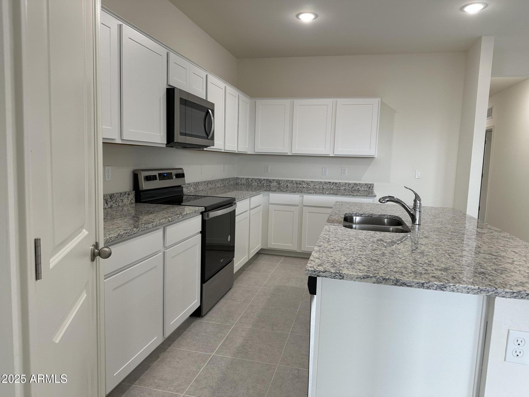 6064 E ARTEMIS Drive
