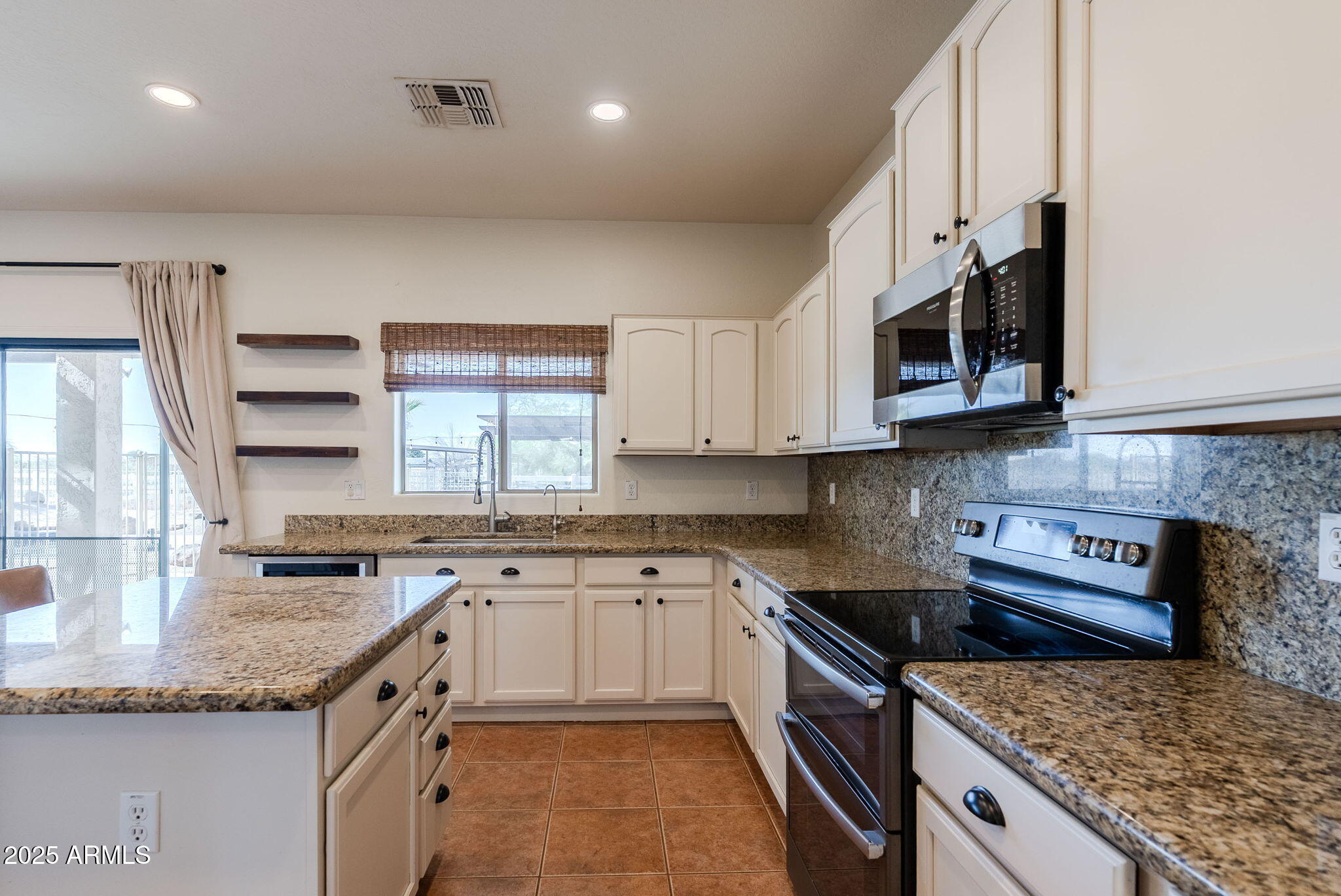 9998 W PROSPECTOR Drive
