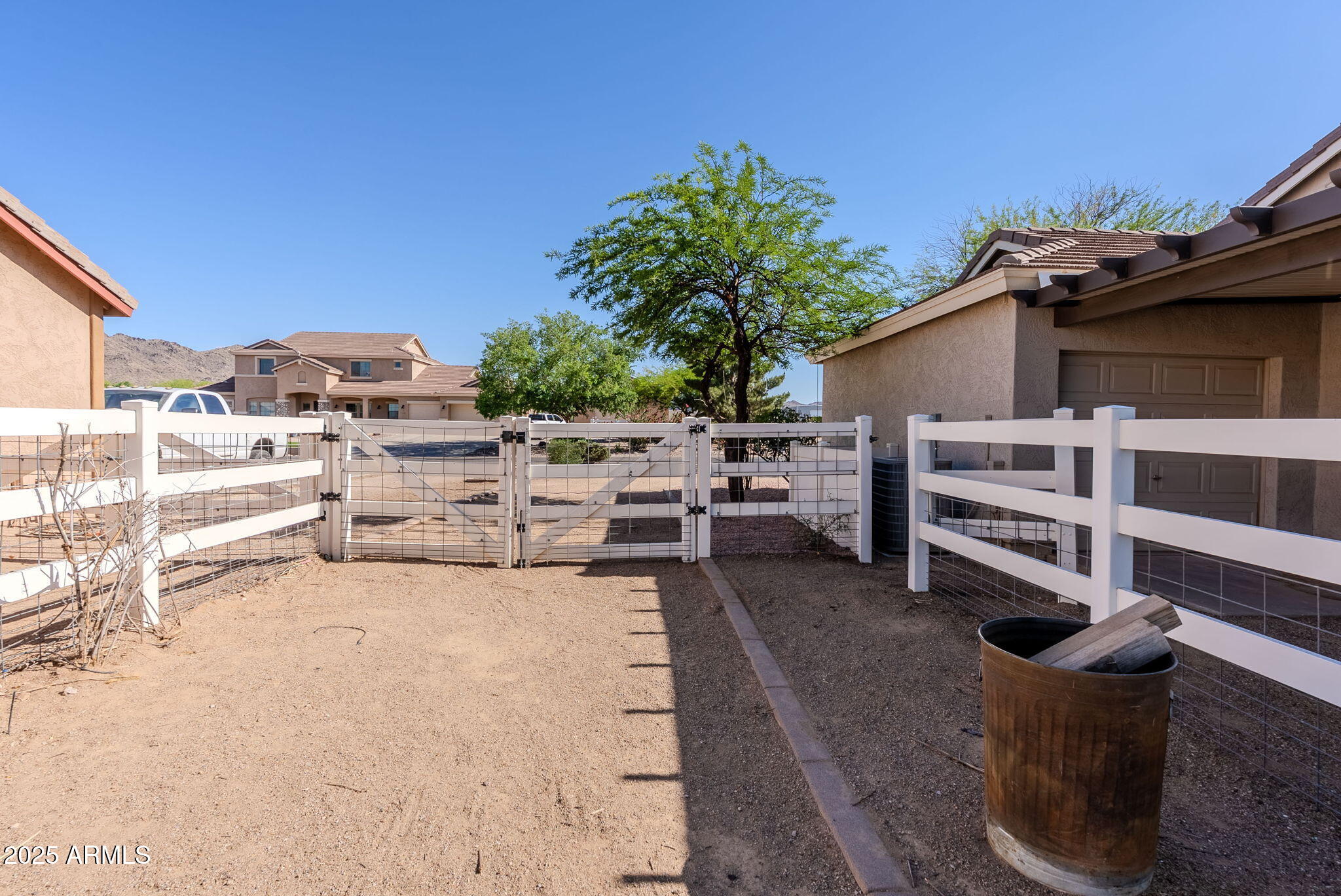 9998 W PROSPECTOR Drive