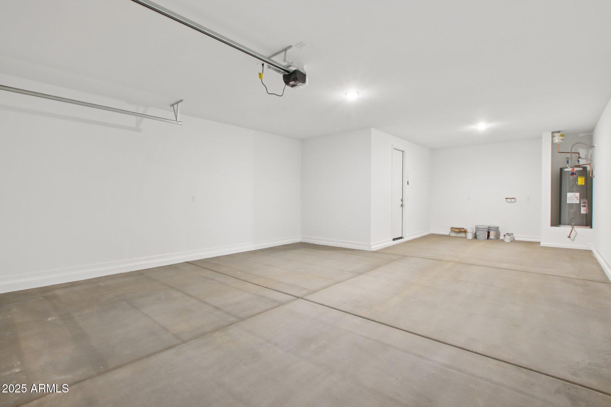 15734 W BROWN Street