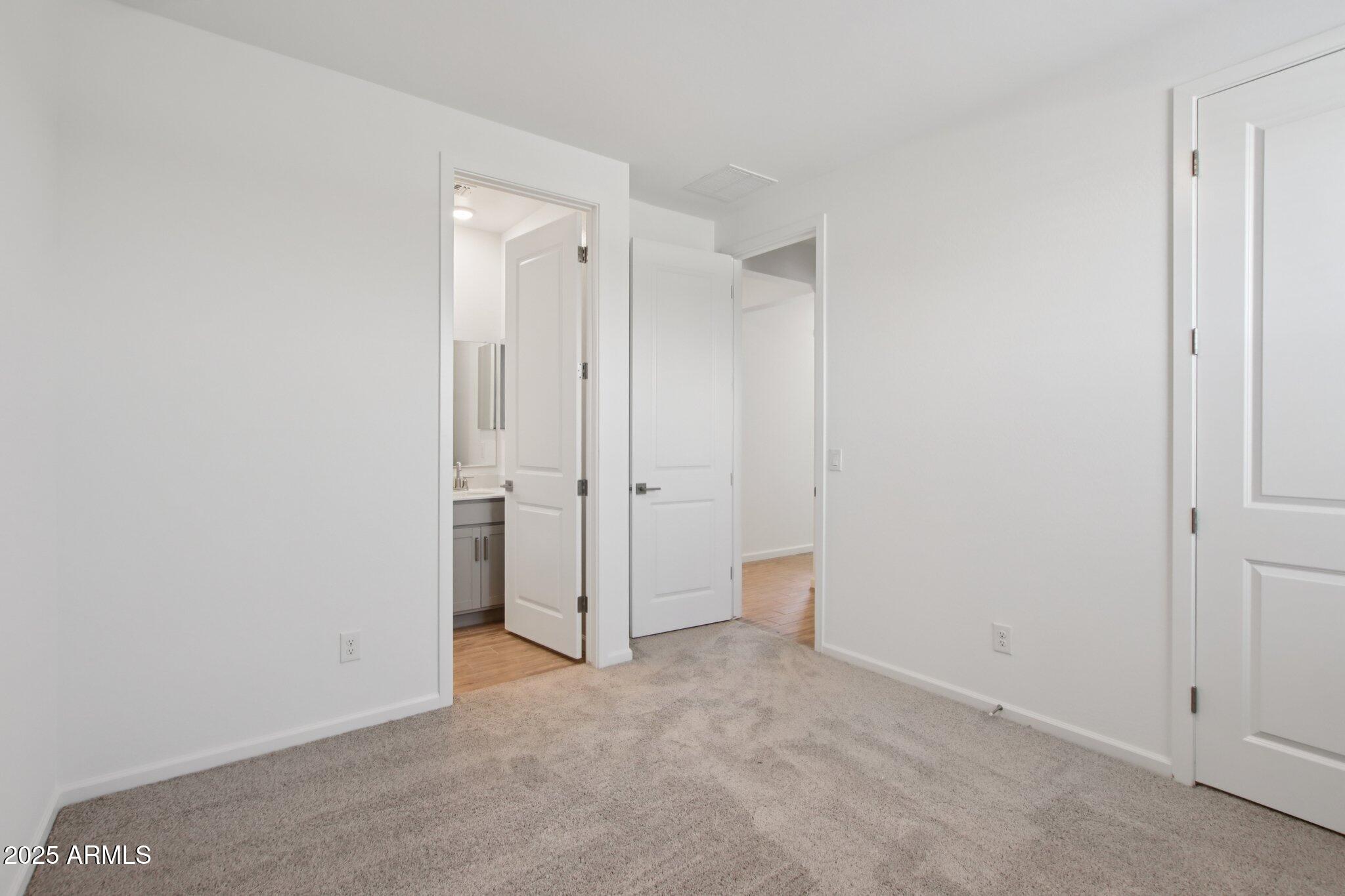 15734 W BROWN Street