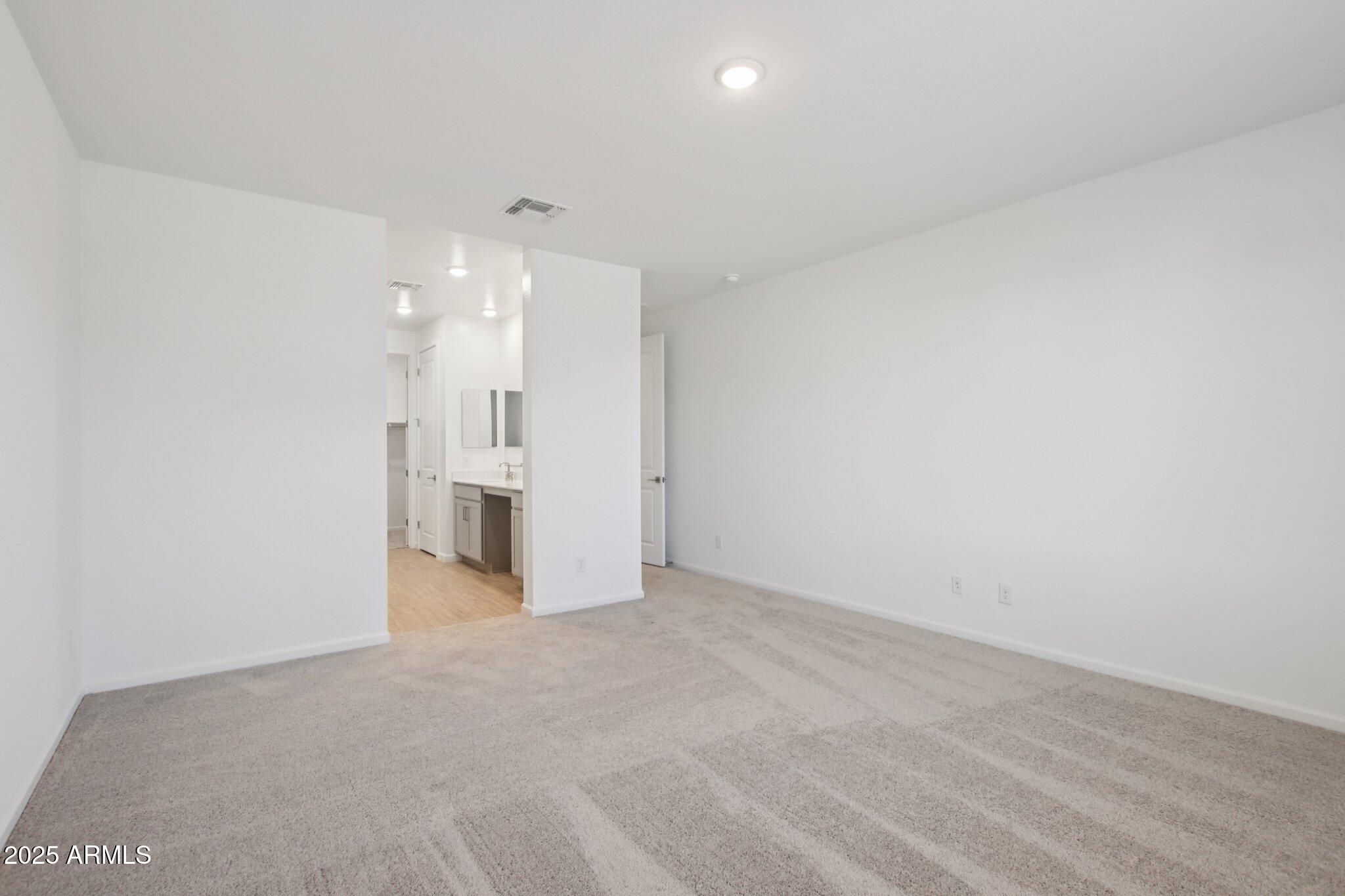 15734 W BROWN Street