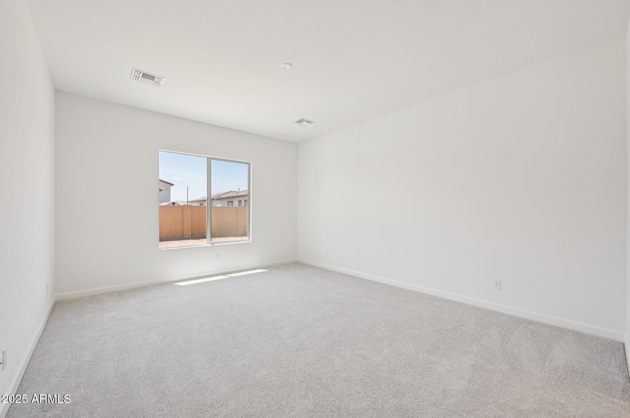 22937 E TWIN ACRES Drive