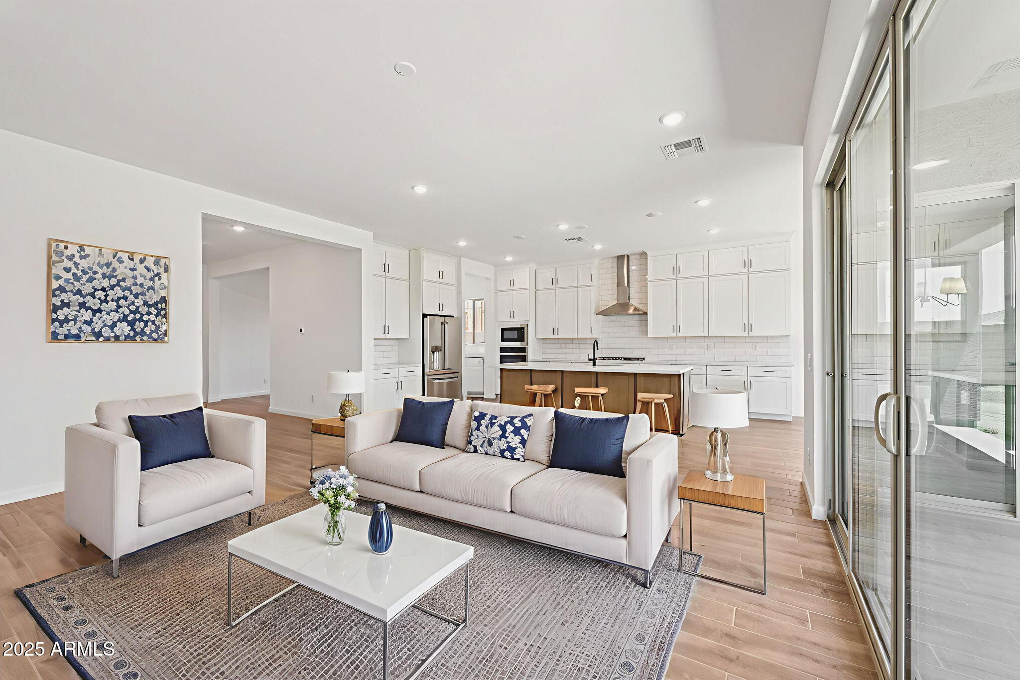 22937 E TWIN ACRES Drive