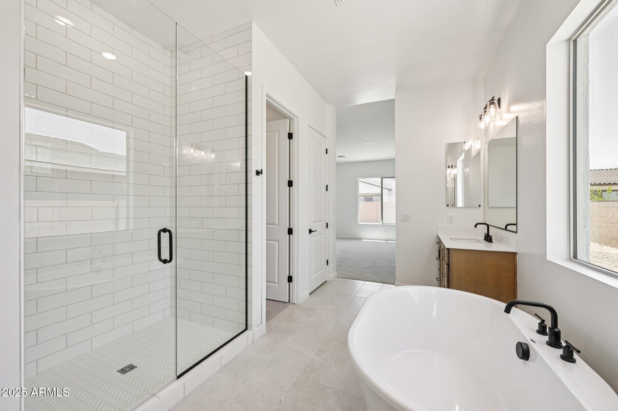 22937 E TWIN ACRES Drive