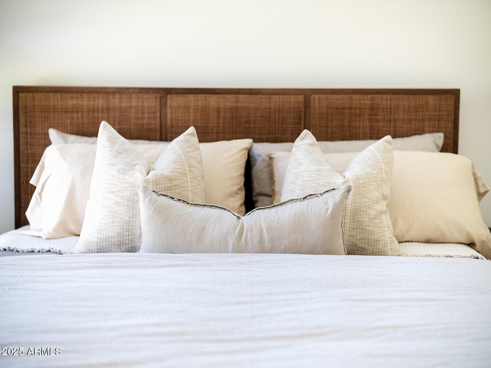 7215 N BLACK ROCK Trail