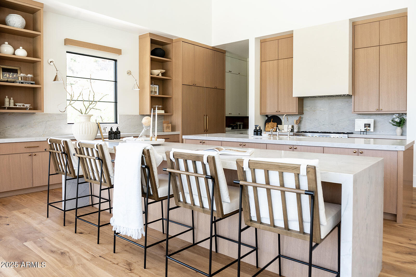 7215 N BLACK ROCK Trail