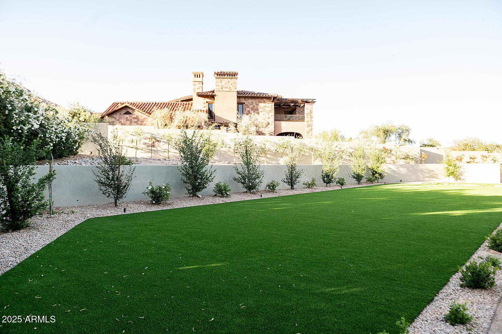 7215 N BLACK ROCK Trail