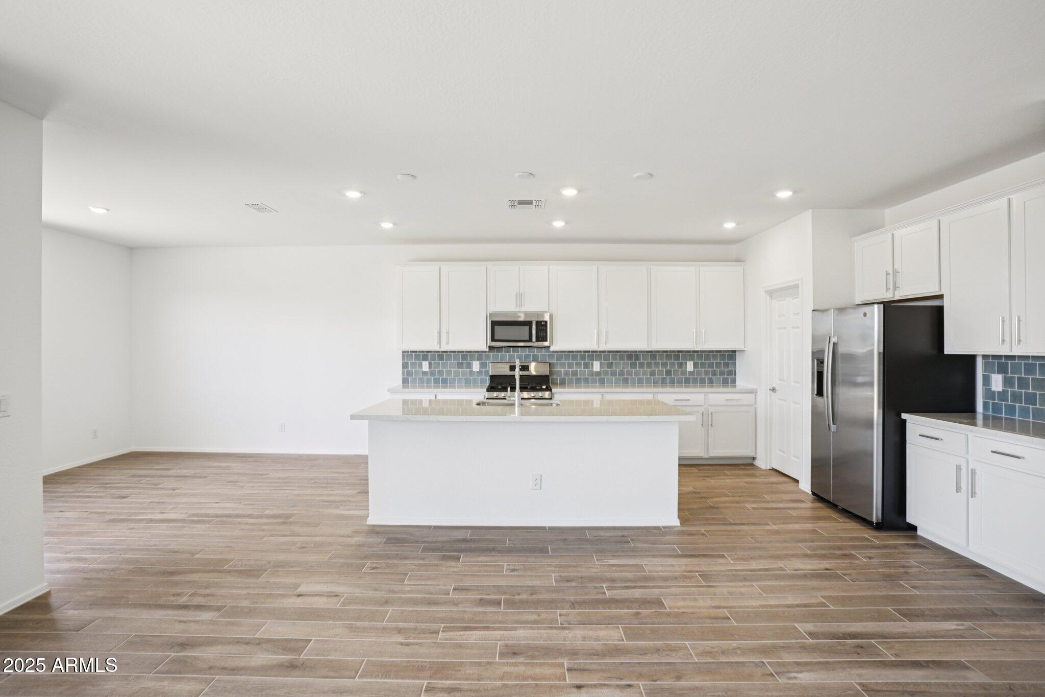 11796 N VANERO Court