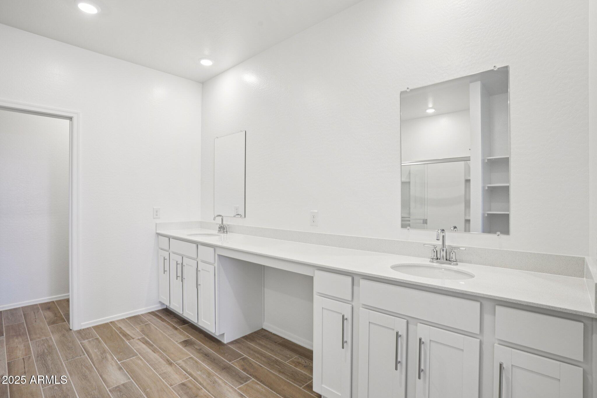 11796 N VANERO Court