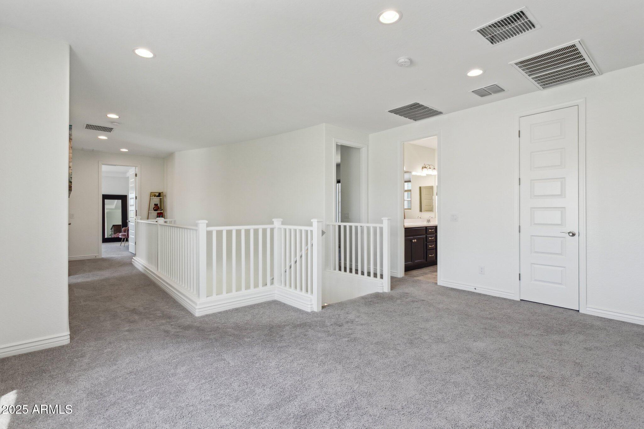 22306 N 34th Place