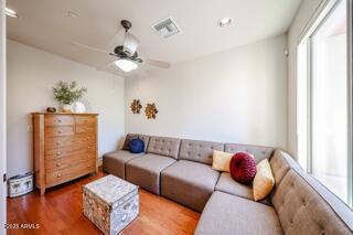 42480 N SPUR CROSS Road