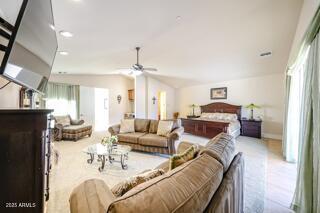 42480 N SPUR CROSS Road