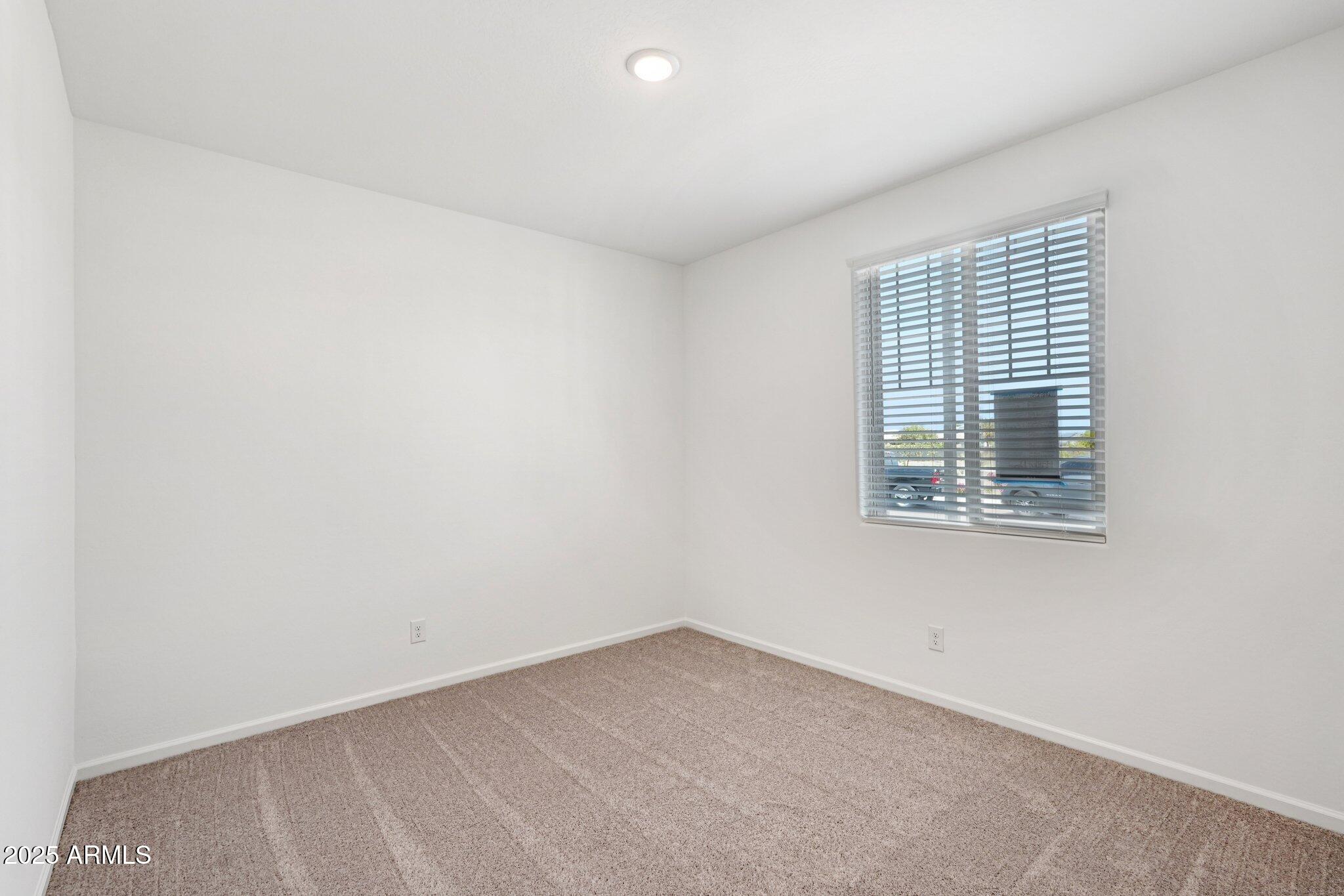 15755 W CAMDEN Avenue