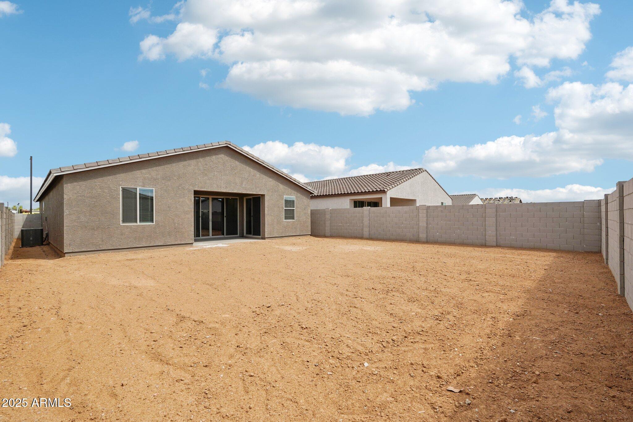 15755 W CAMDEN Avenue