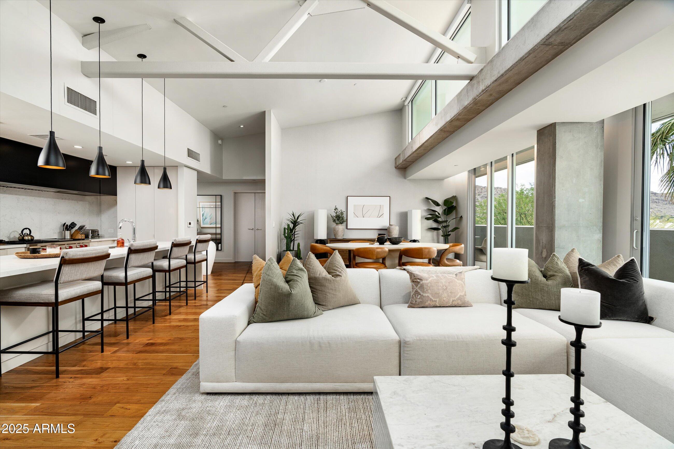 5455 E LINCOLN Drive, 3006