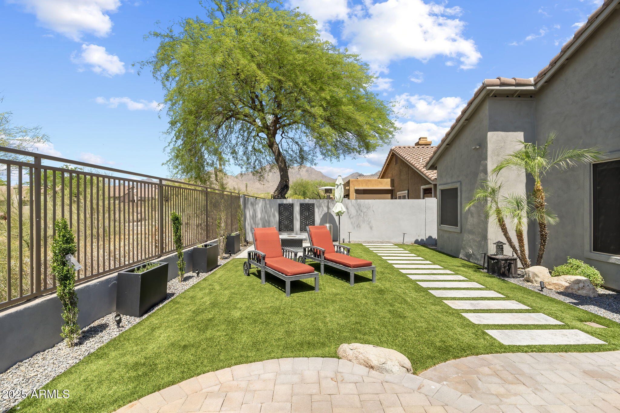 10318 E TIERRA BUENA Lane