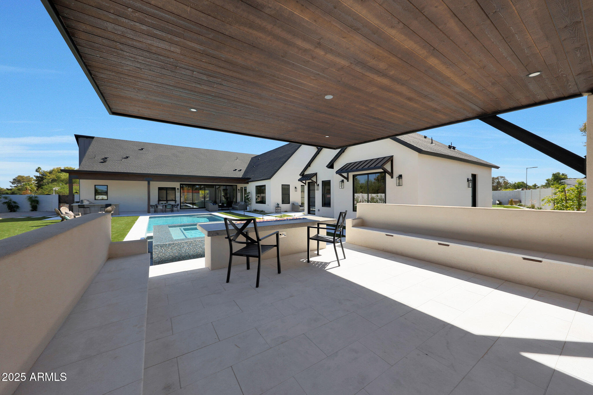 6126 E CHARTER OAK Road