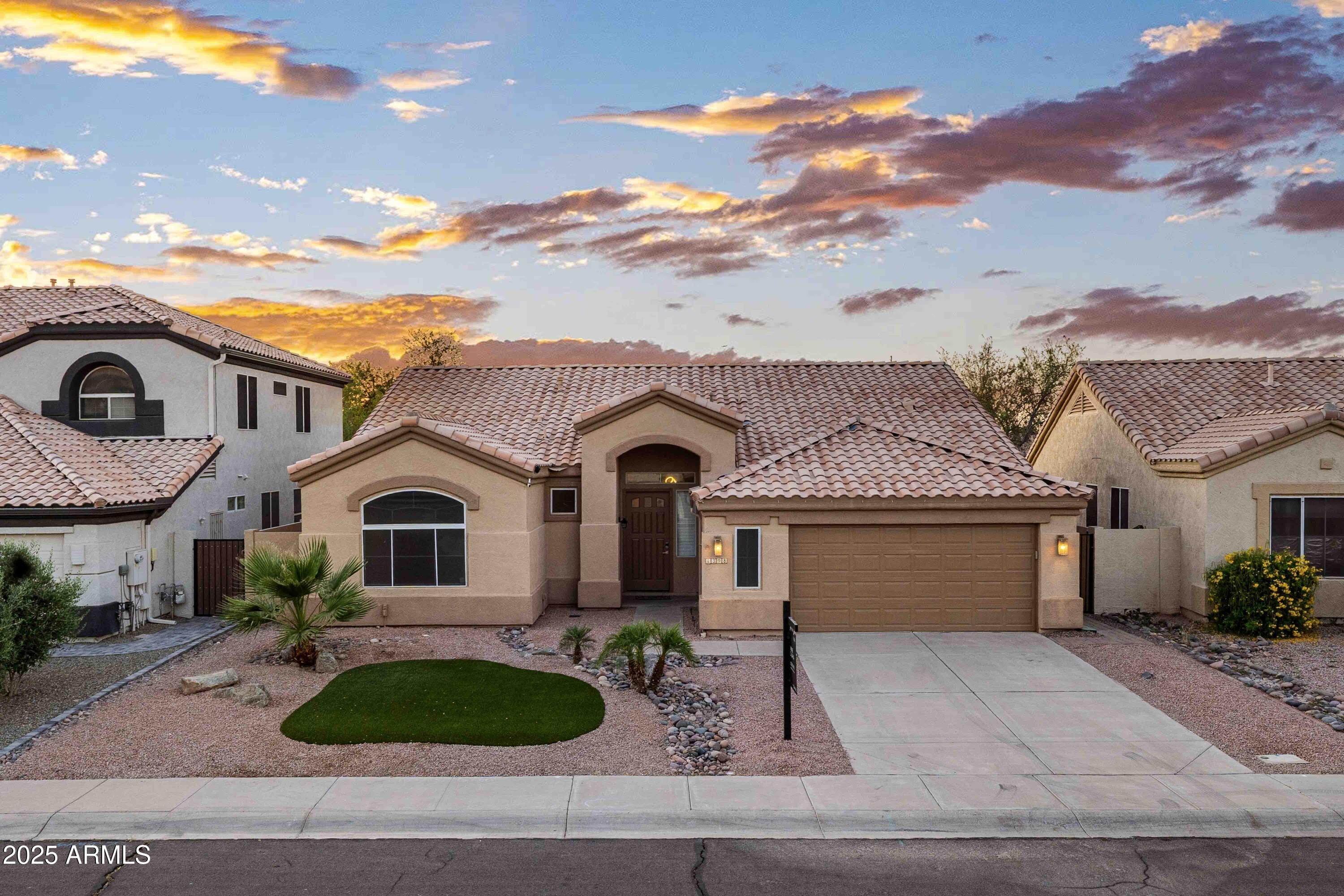 1398 W WINDHAVEN Avenue