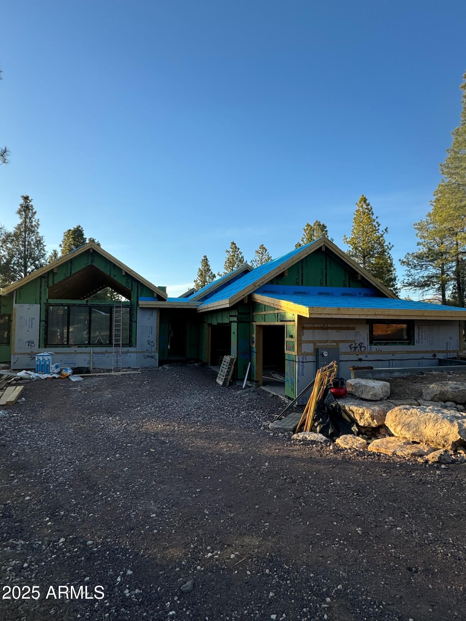 2911 S SOLITARIES CANYON Drive