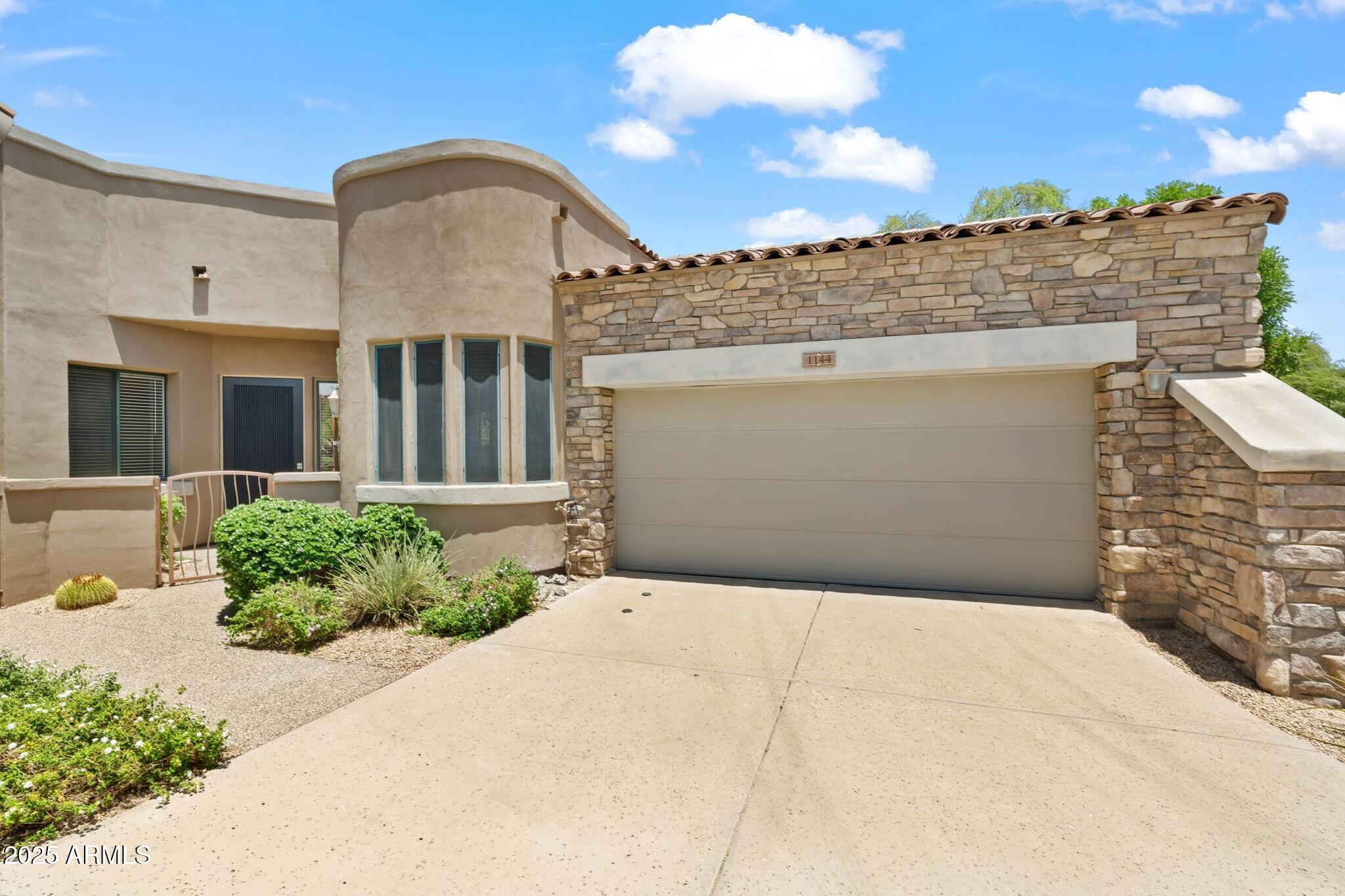 19550 N Grayhawk Drive, 1144
