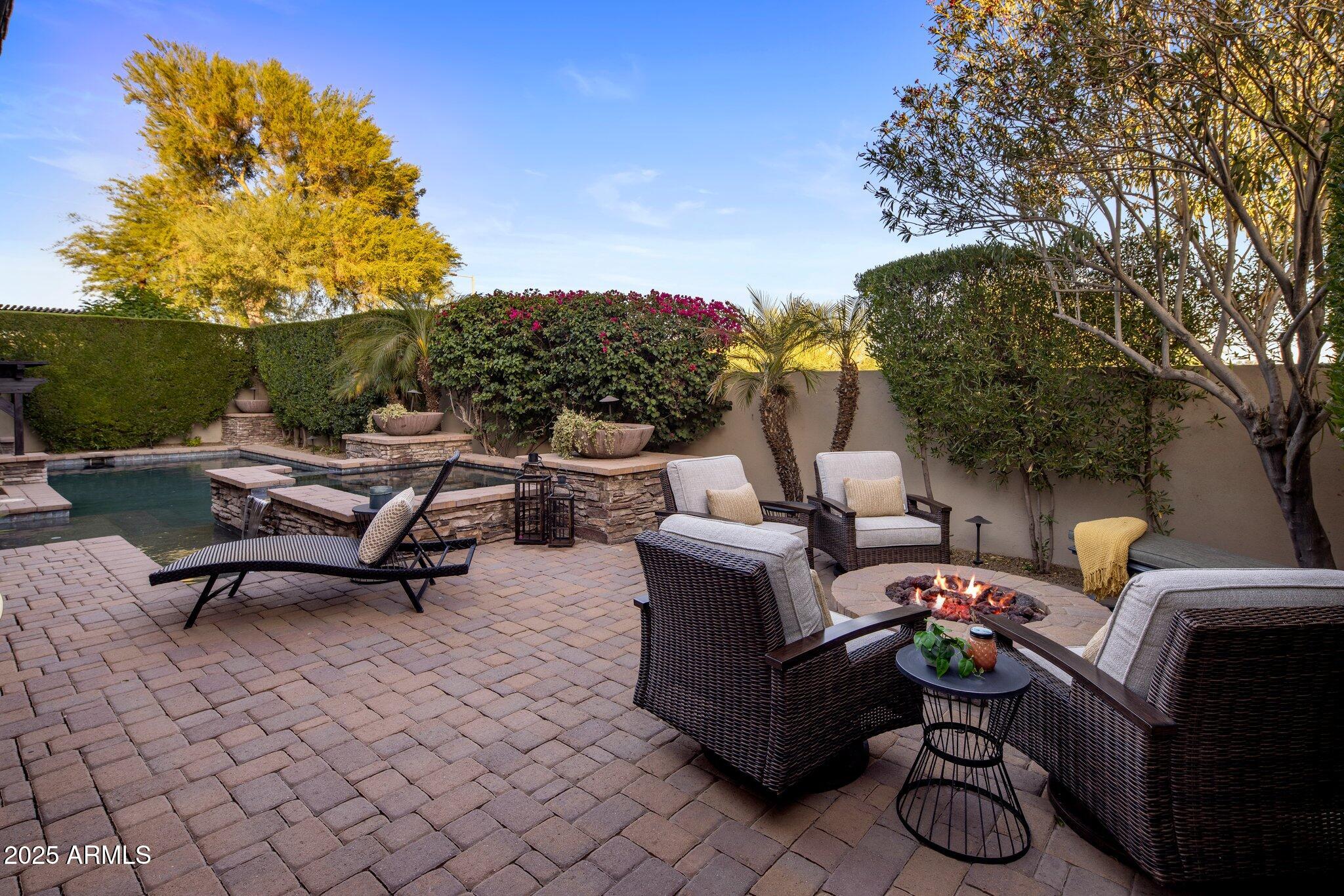 3741 E EMBER GLOW Way