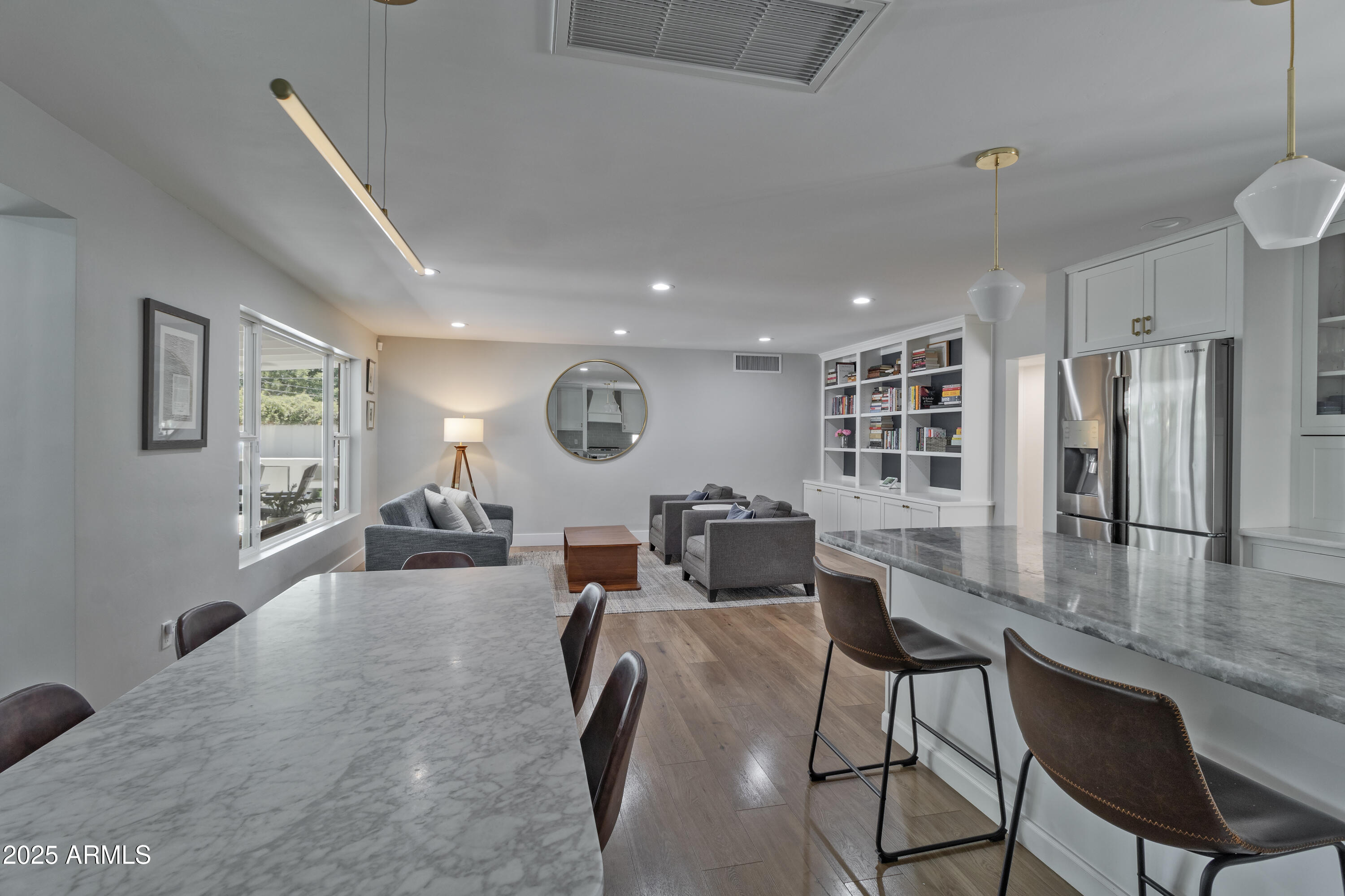 1839 E PALO VERDE Drive