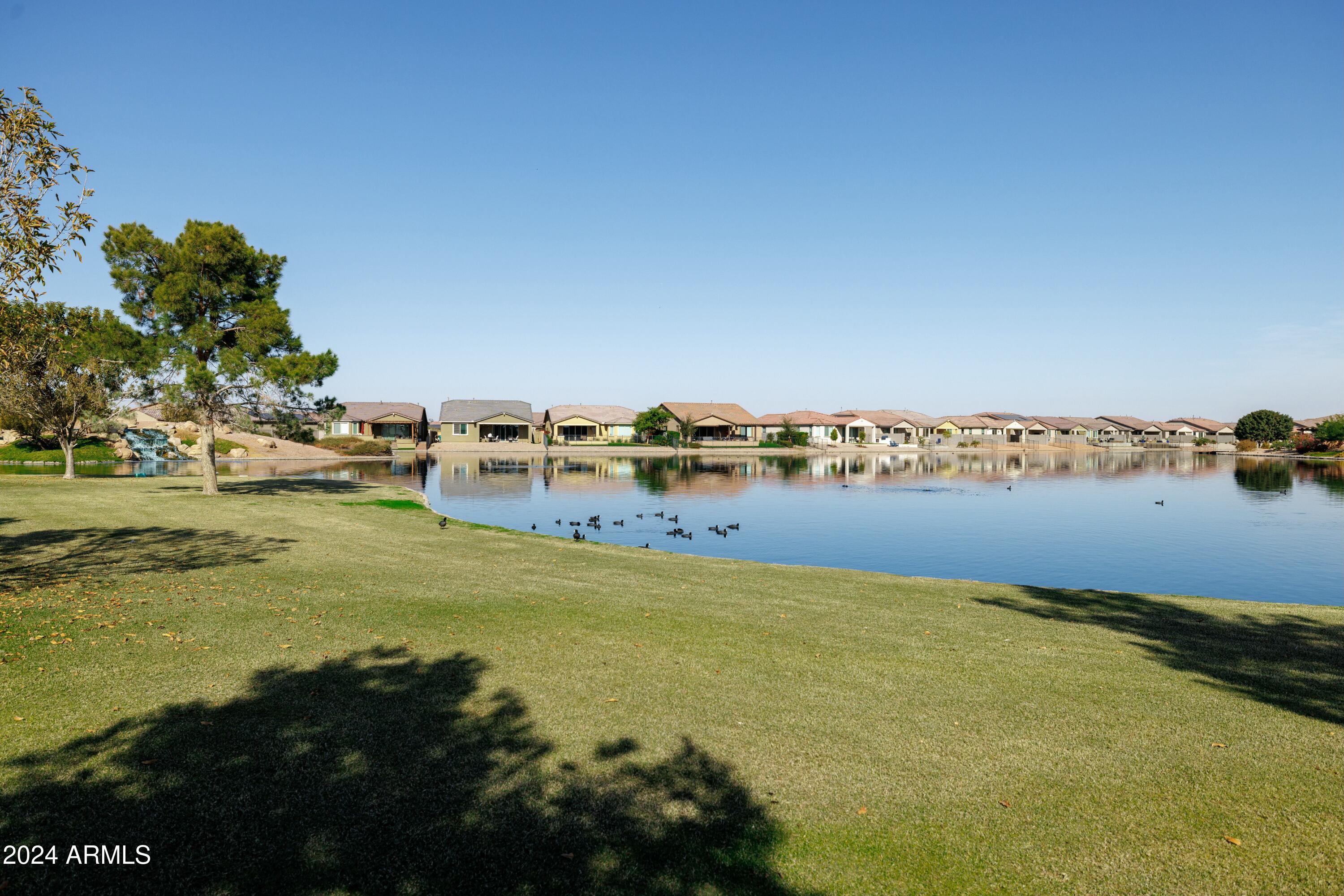 40904 W HILLMAN Drive