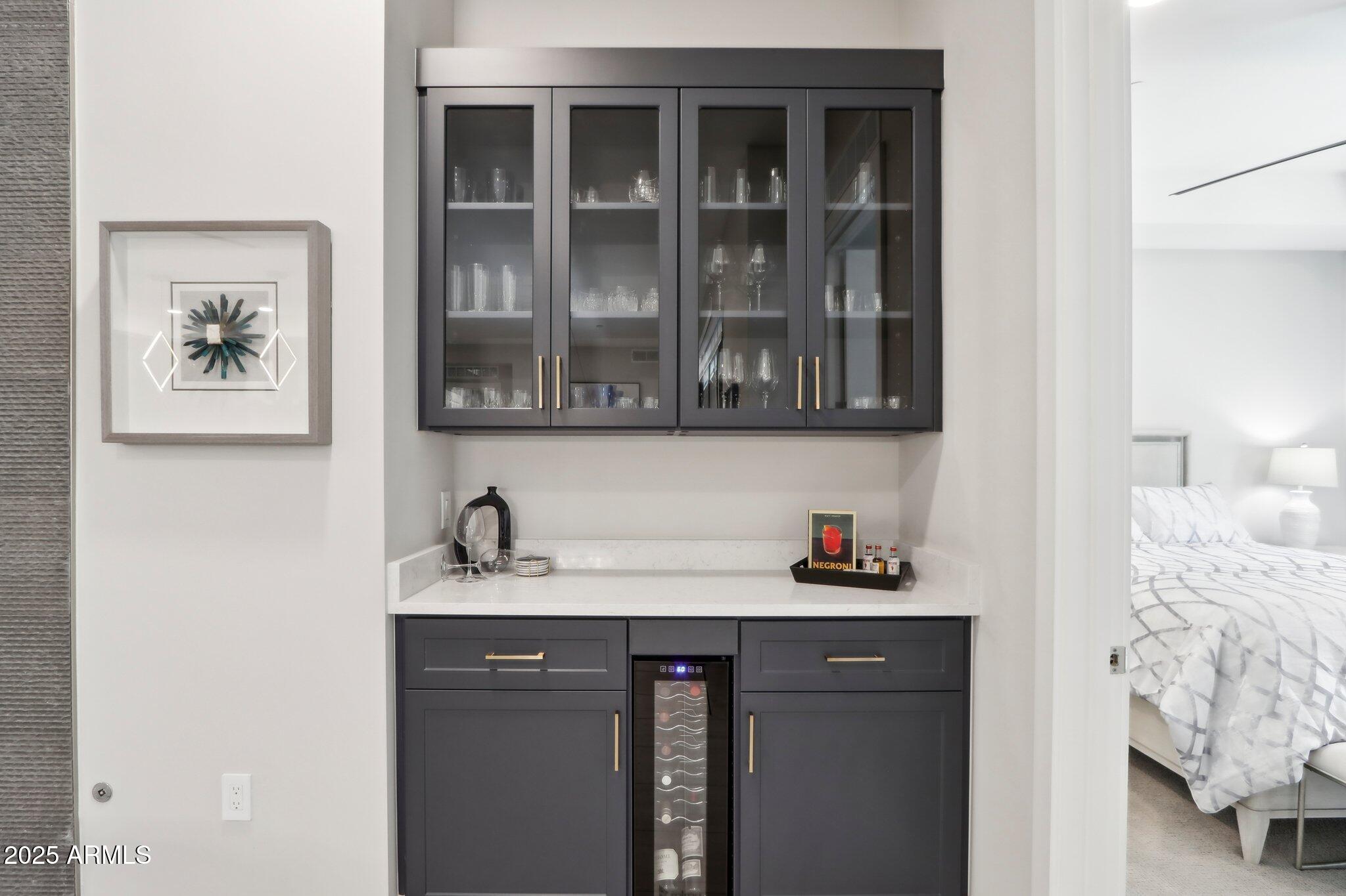 5250 E DEER VALLEY Drive, 247