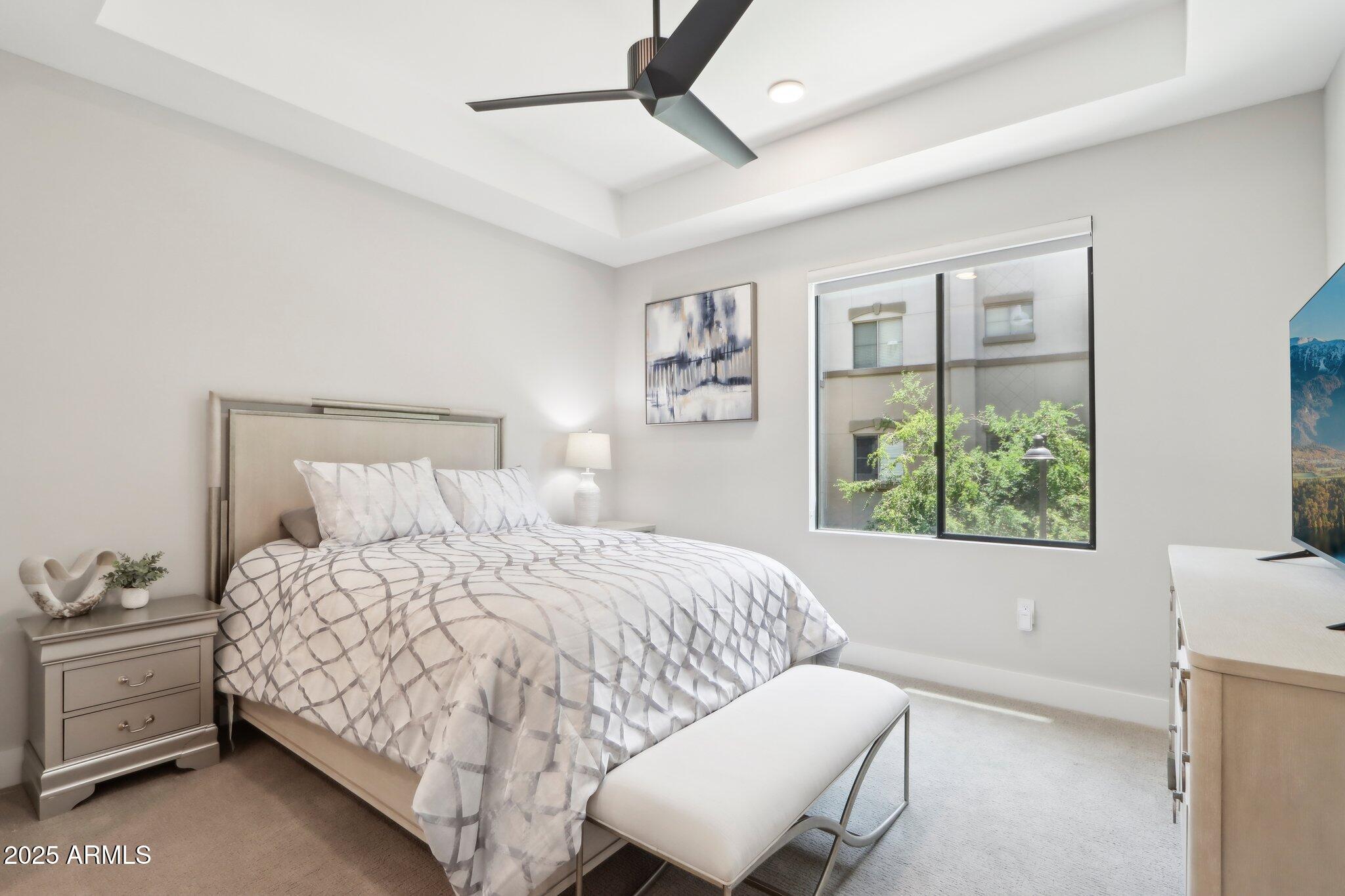 5250 E DEER VALLEY Drive, 247