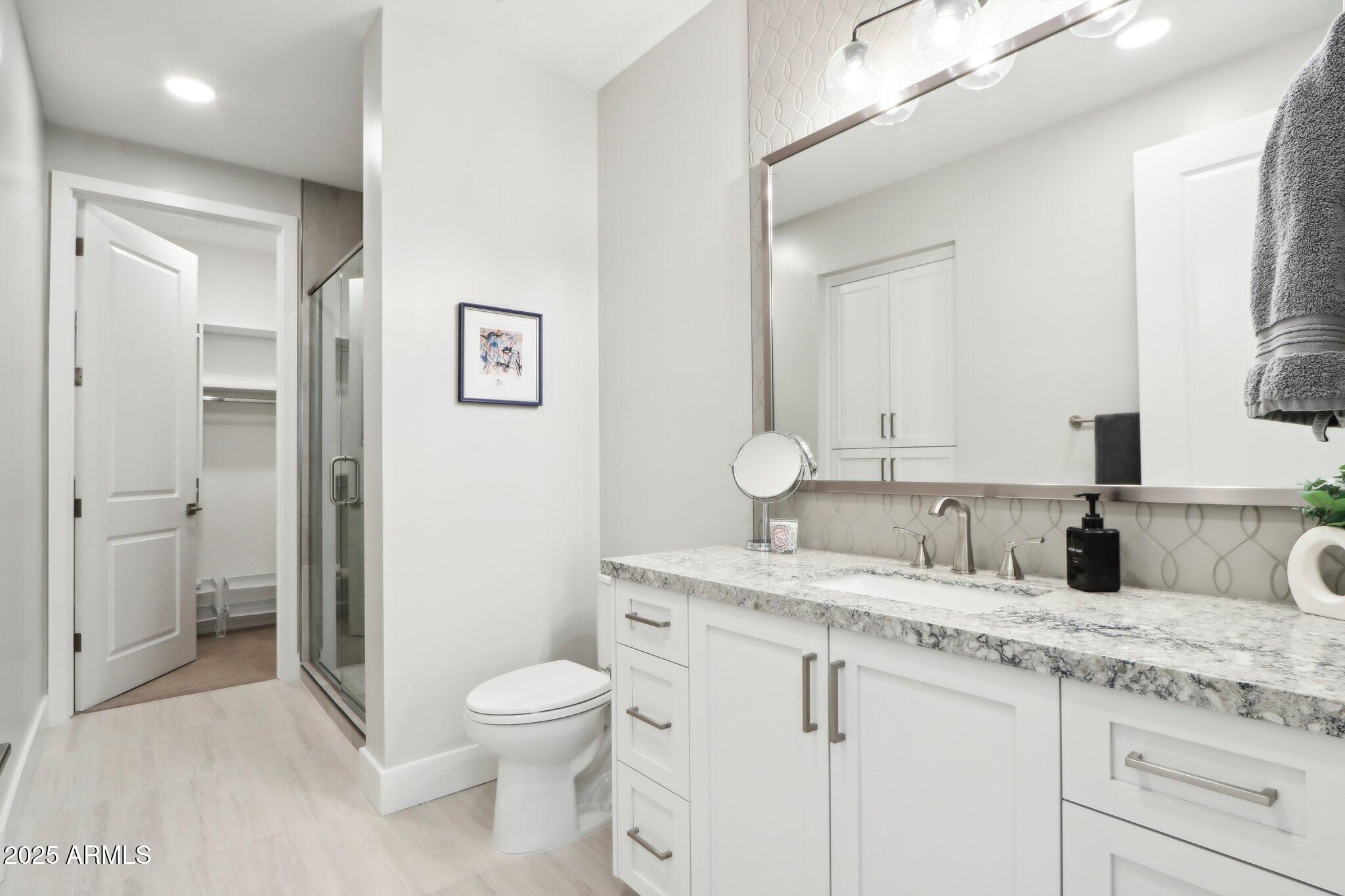 5250 E DEER VALLEY Drive, 247