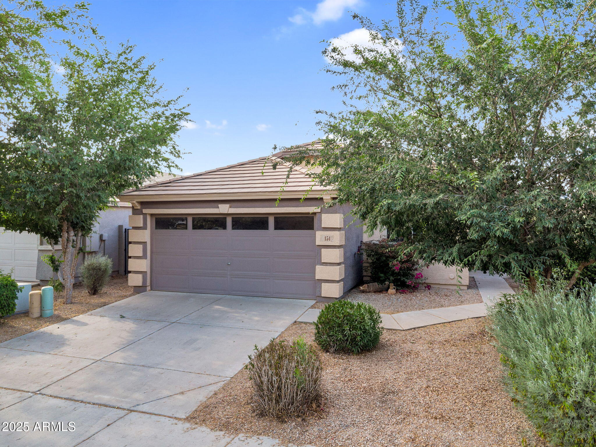 154 W HAYDEN PARK Road