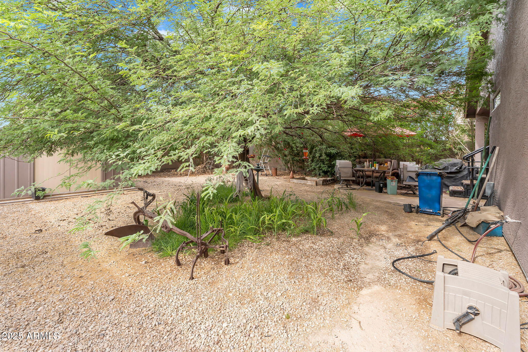 154 W HAYDEN PARK Road