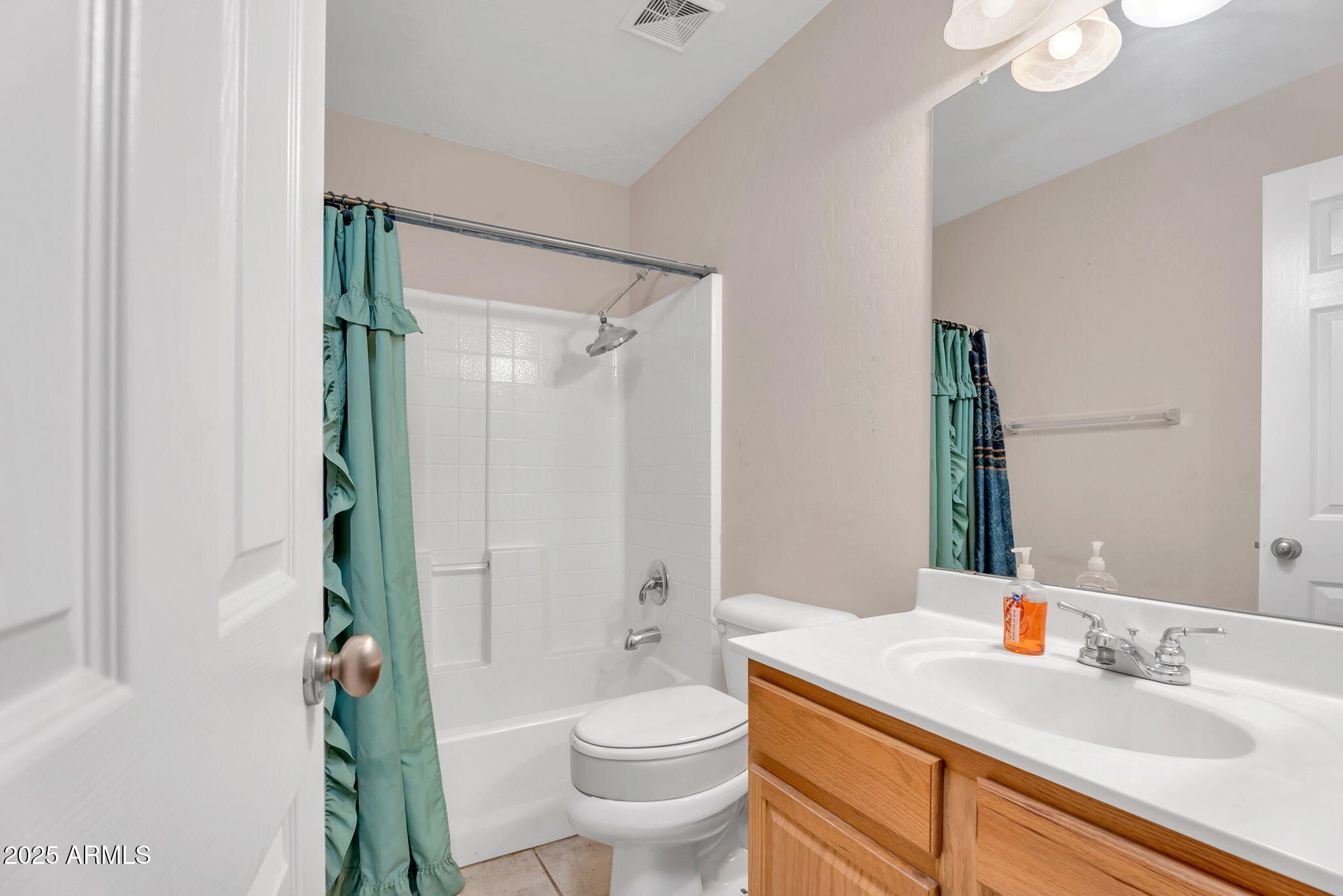 154 W HAYDEN PARK Road