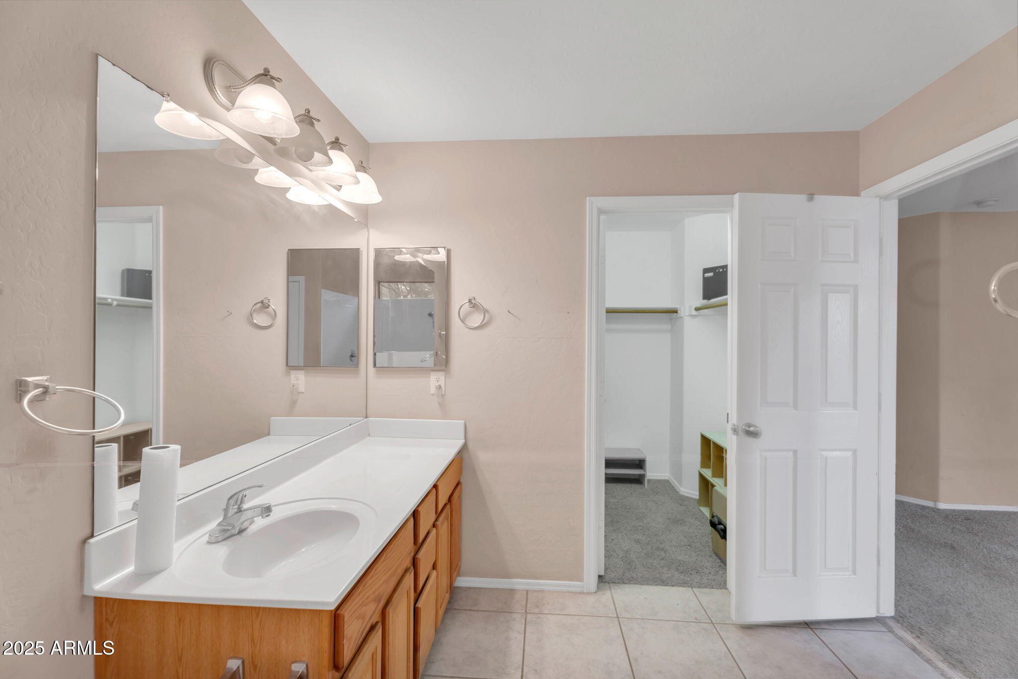 154 W HAYDEN PARK Road